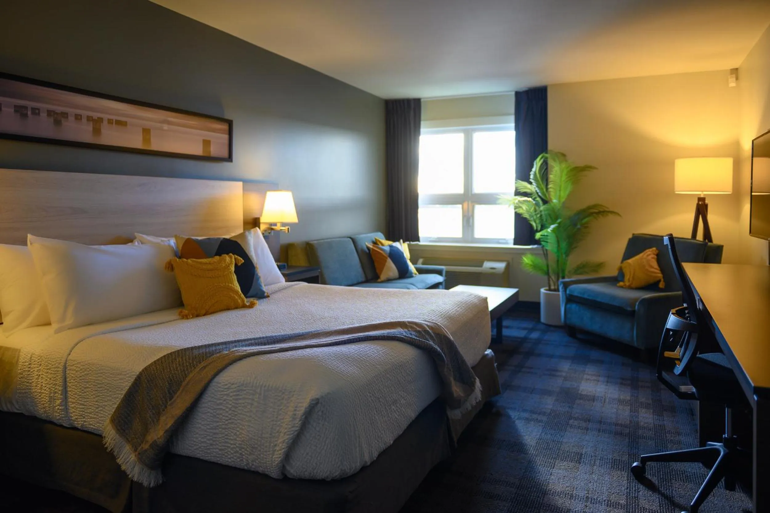 Bedroom, Bed in Rodd Miramichi