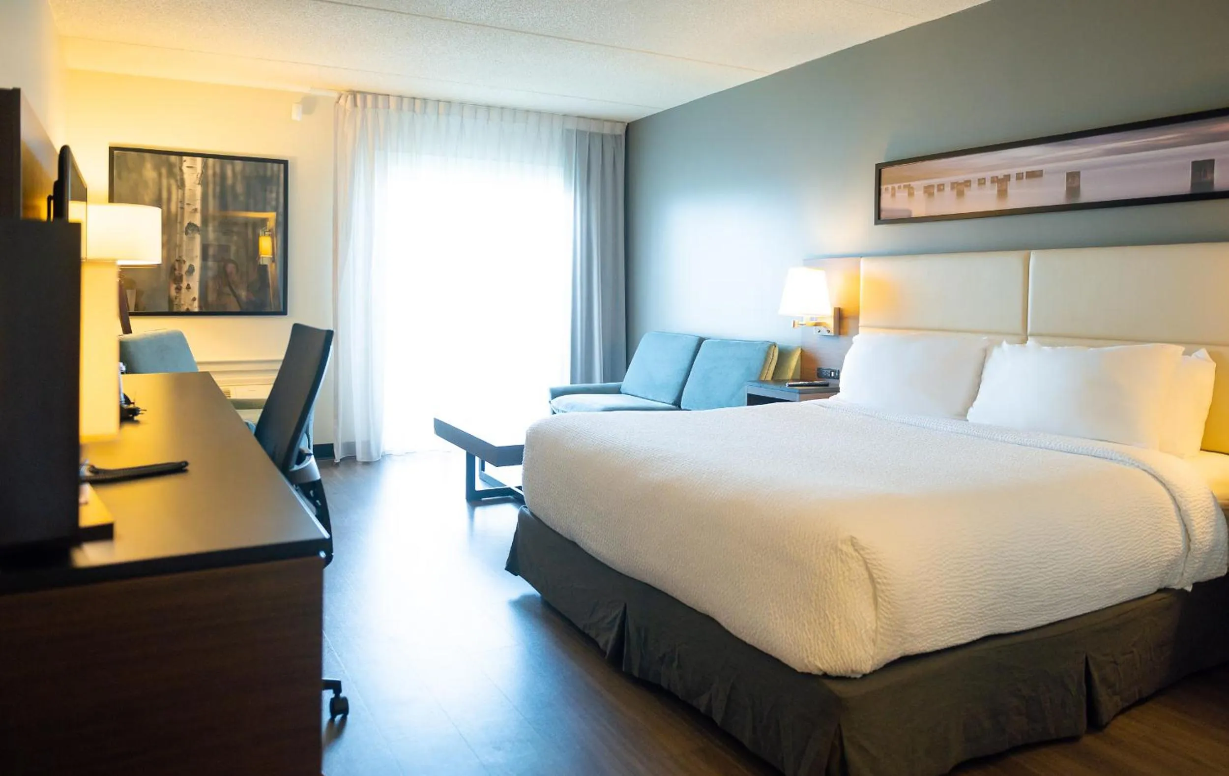 Bedroom, Bed in Rodd Miramichi