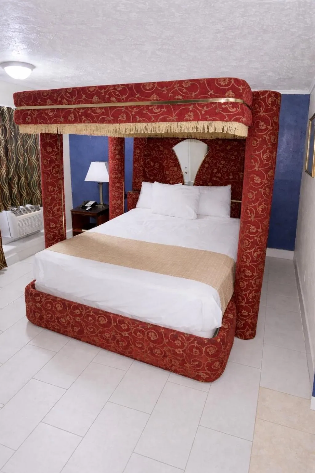 Bed in Travelodge by Wyndham Jackson I-40 Exit 82