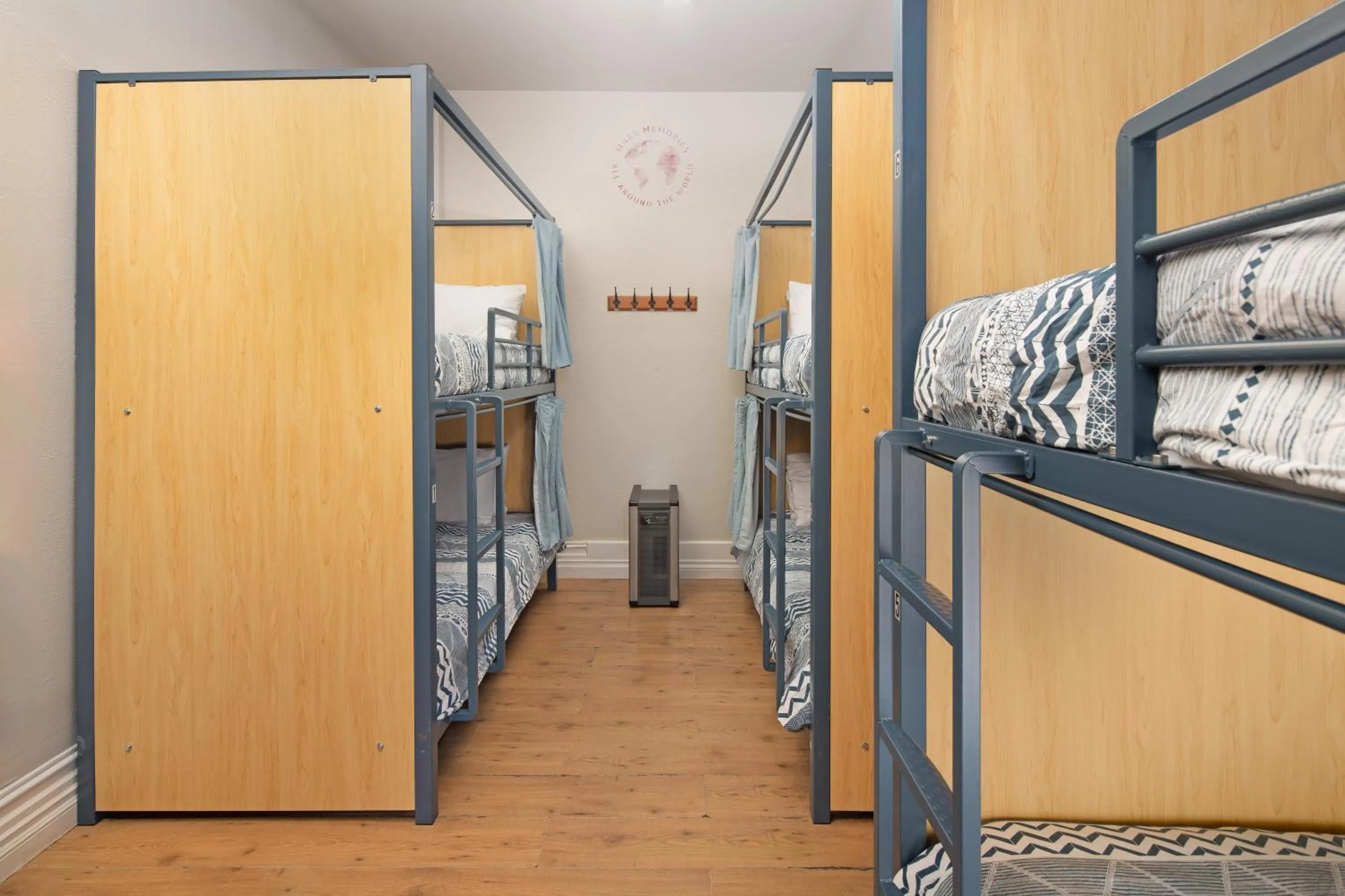 Bedroom, Bed in HI San Diego Downtown Hostel