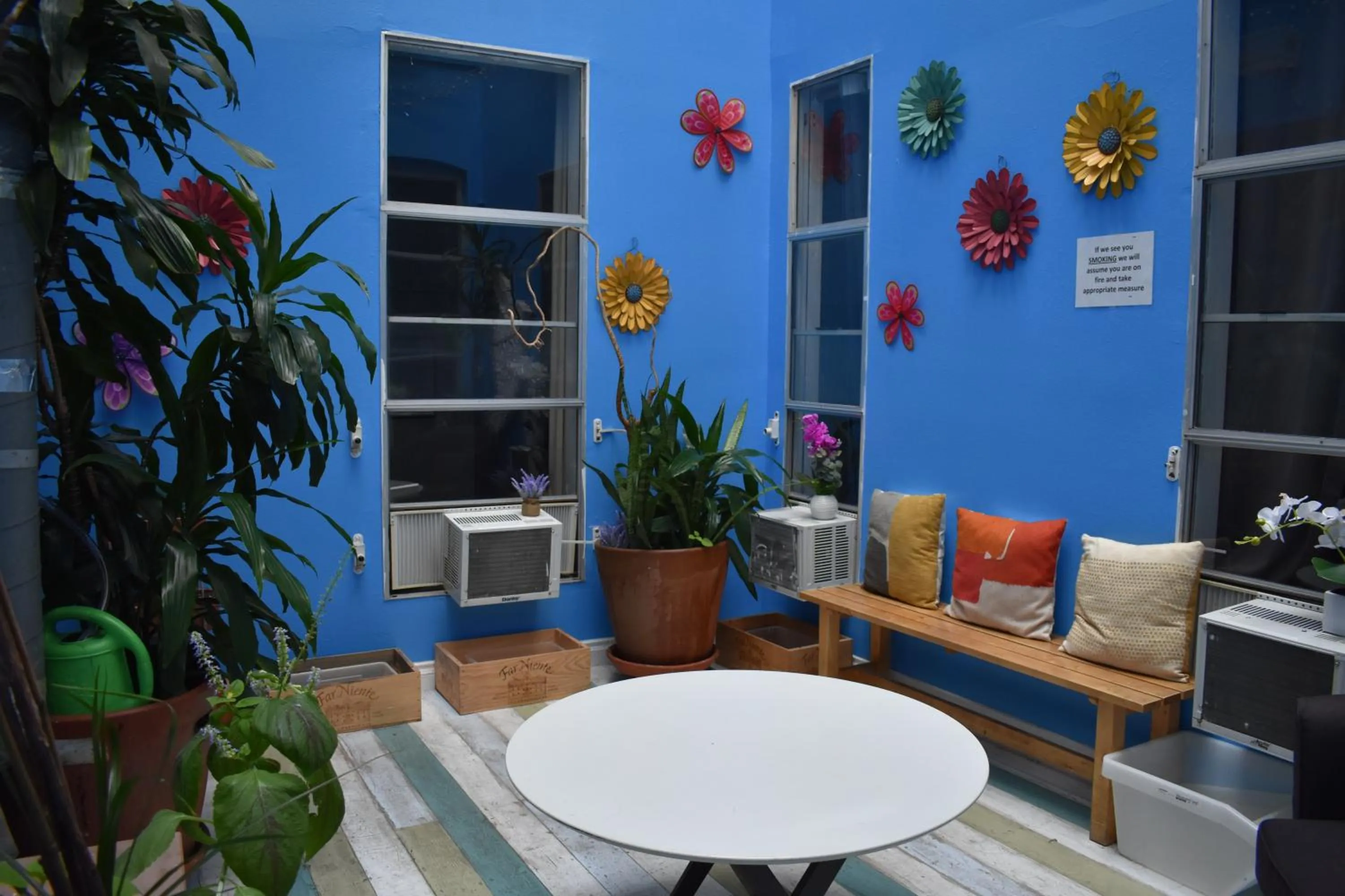 Seating area in HI San Diego Downtown Hostel