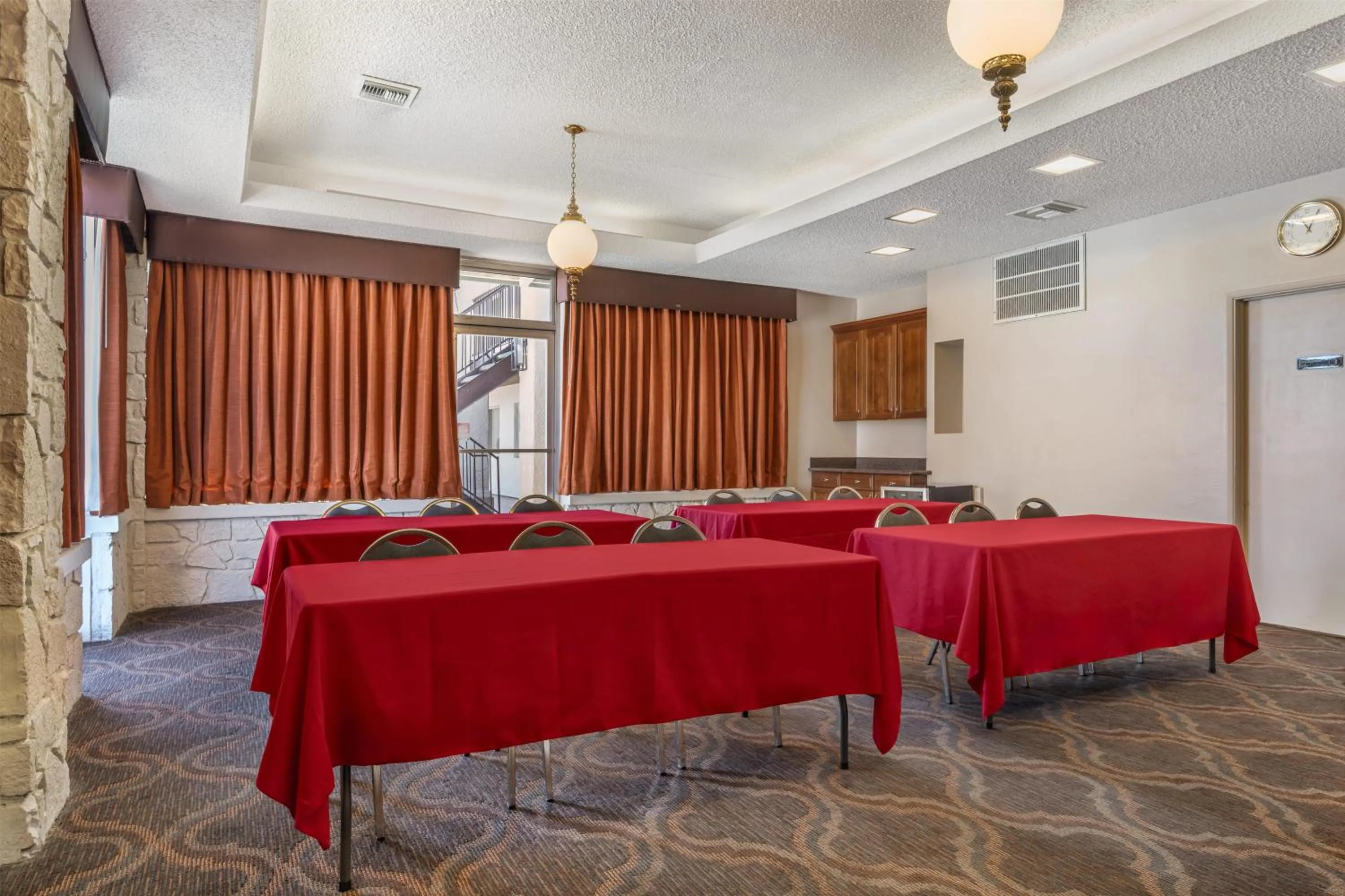 Meeting/conference room in Best Western Plus King's Inn and Suites