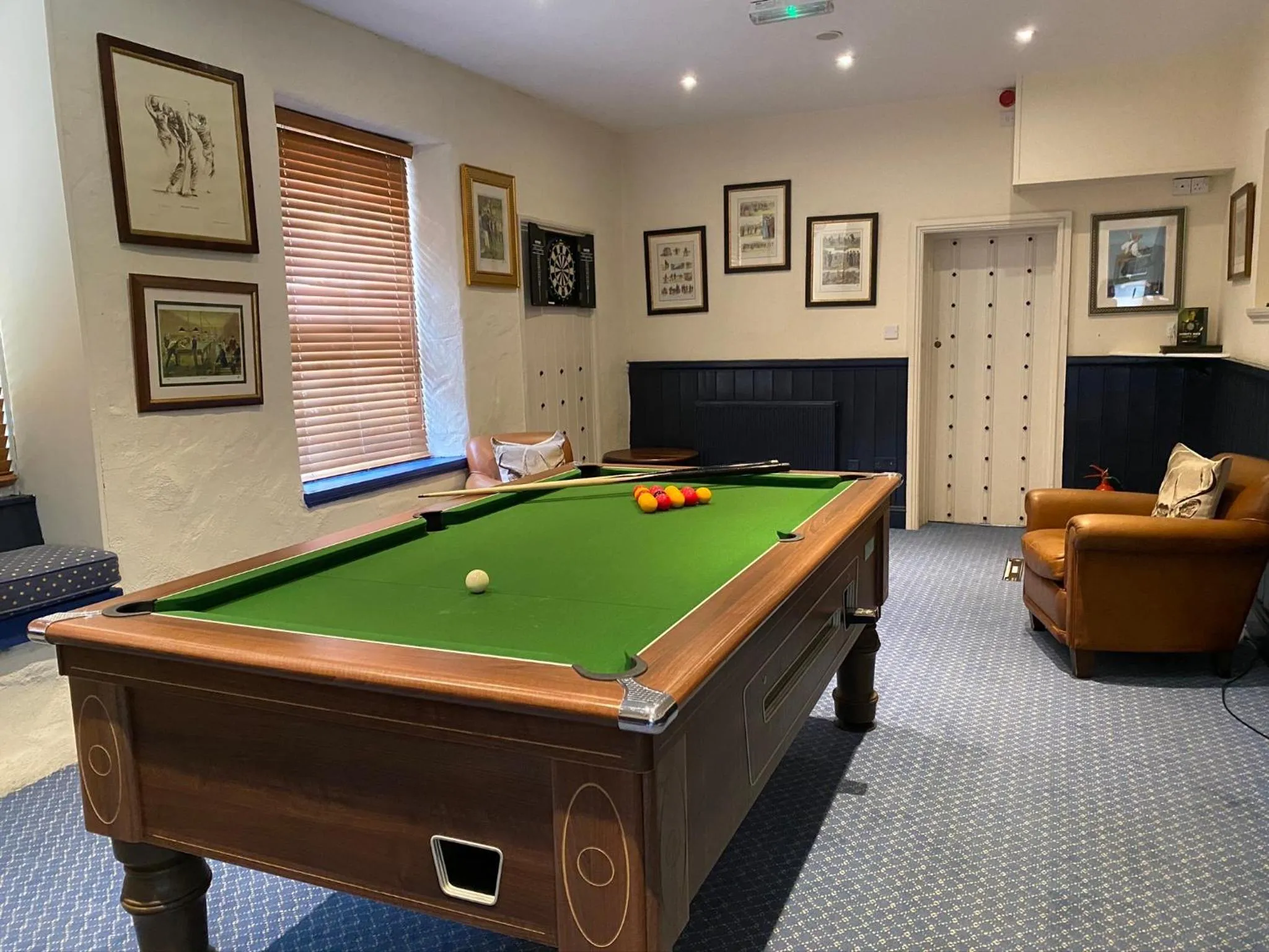 Billiard in The White Hart Hotel