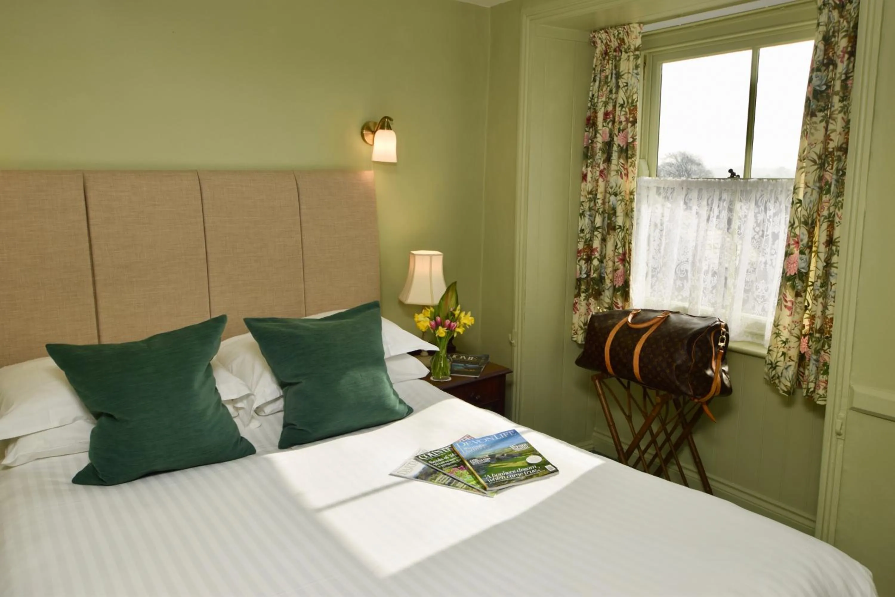 Bed in The White Hart Hotel