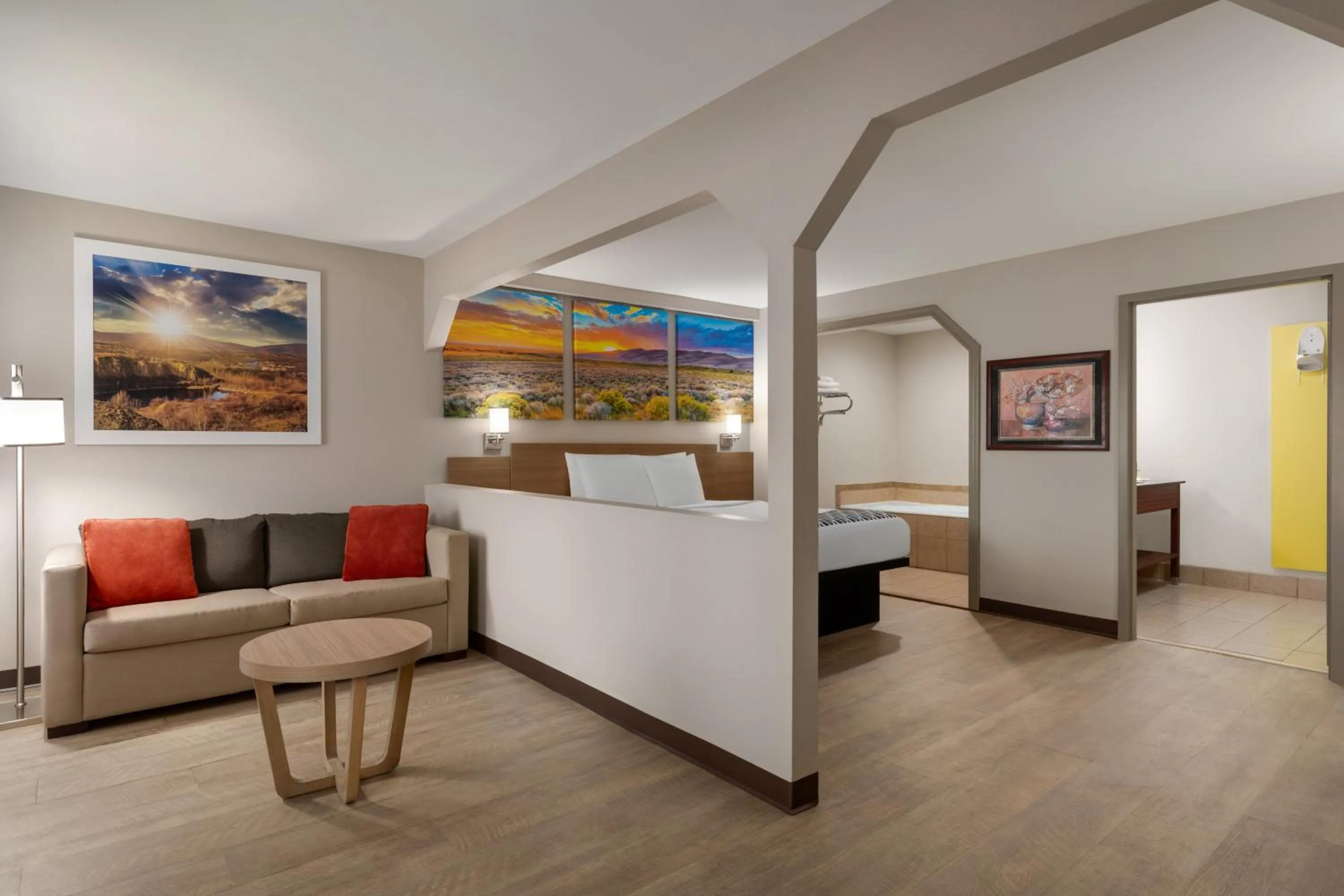 Photo of the whole room in Days Inn by Wyndham Covington