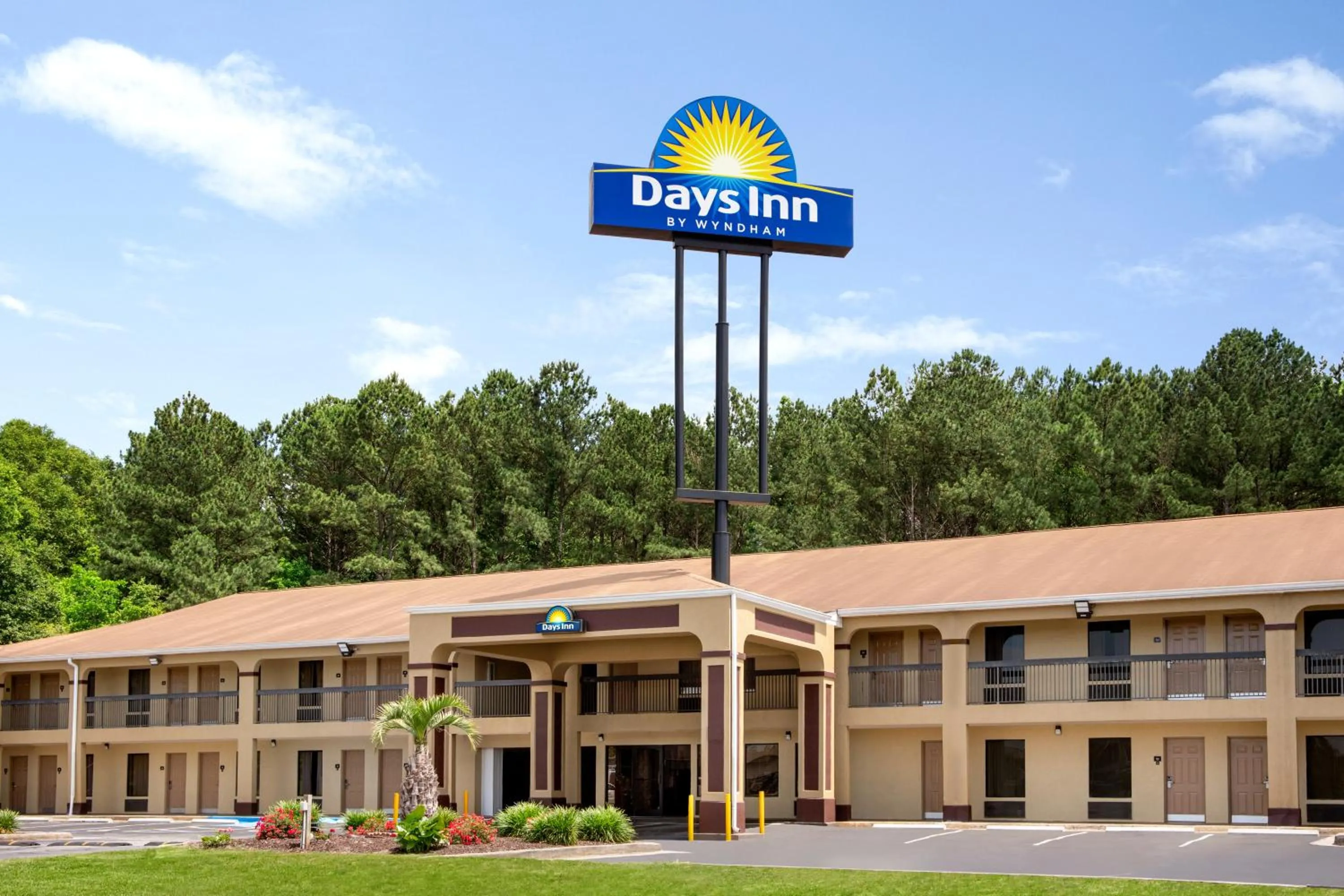 Property building in Days Inn by Wyndham Covington