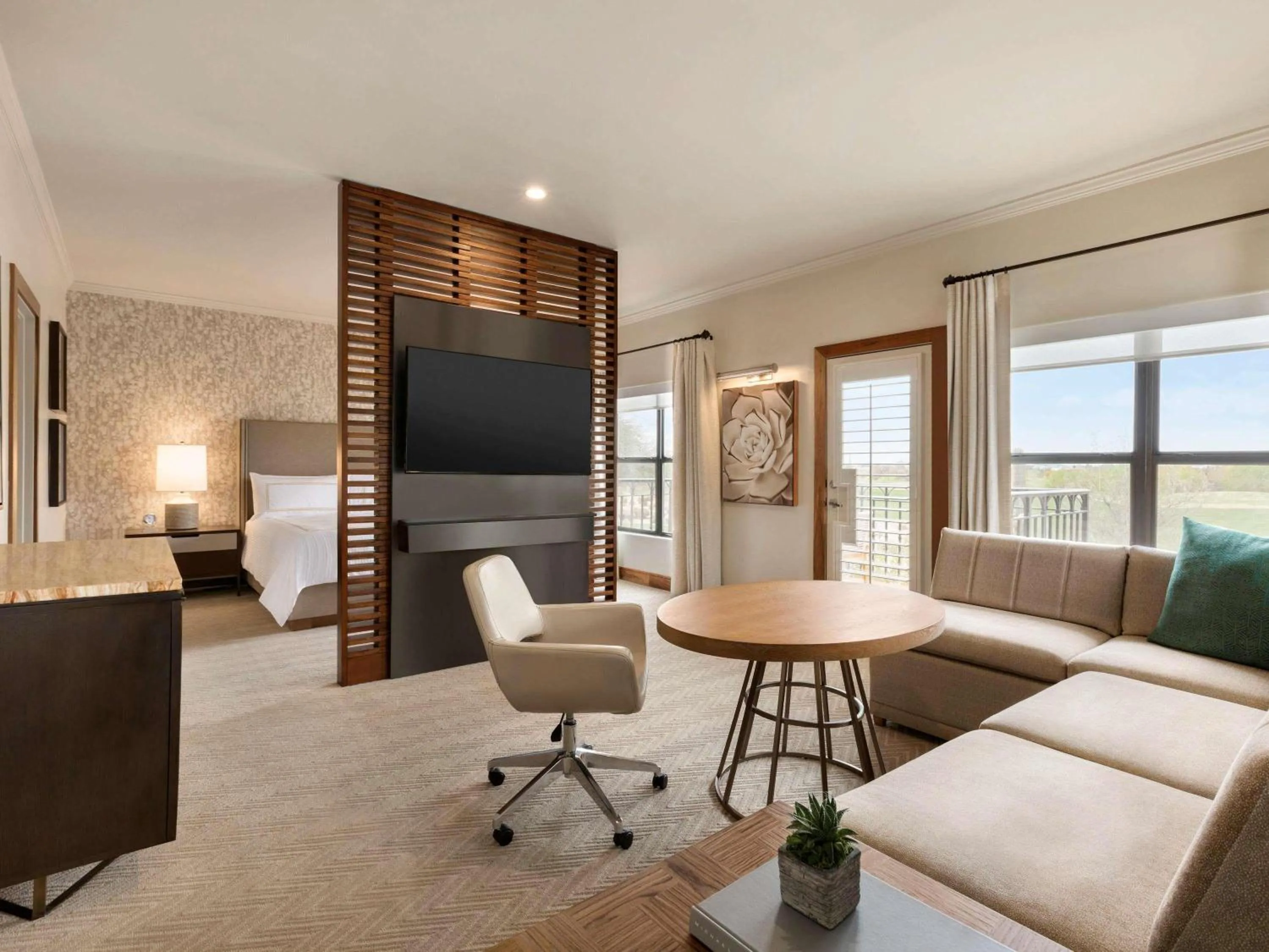 Bedroom in Fairmont Scottsdale Princess