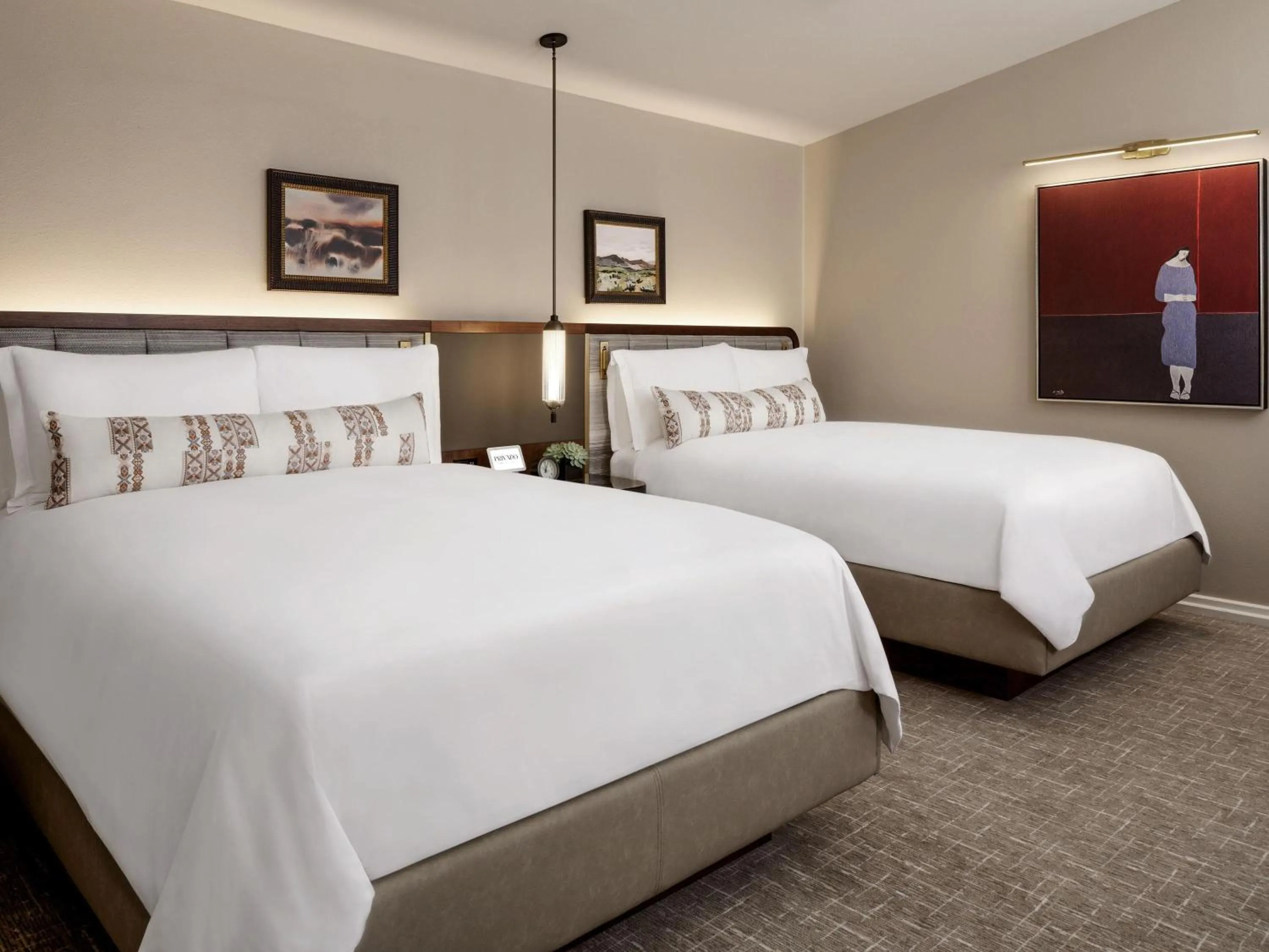 Photo of the whole room, Bed in Fairmont Scottsdale Princess