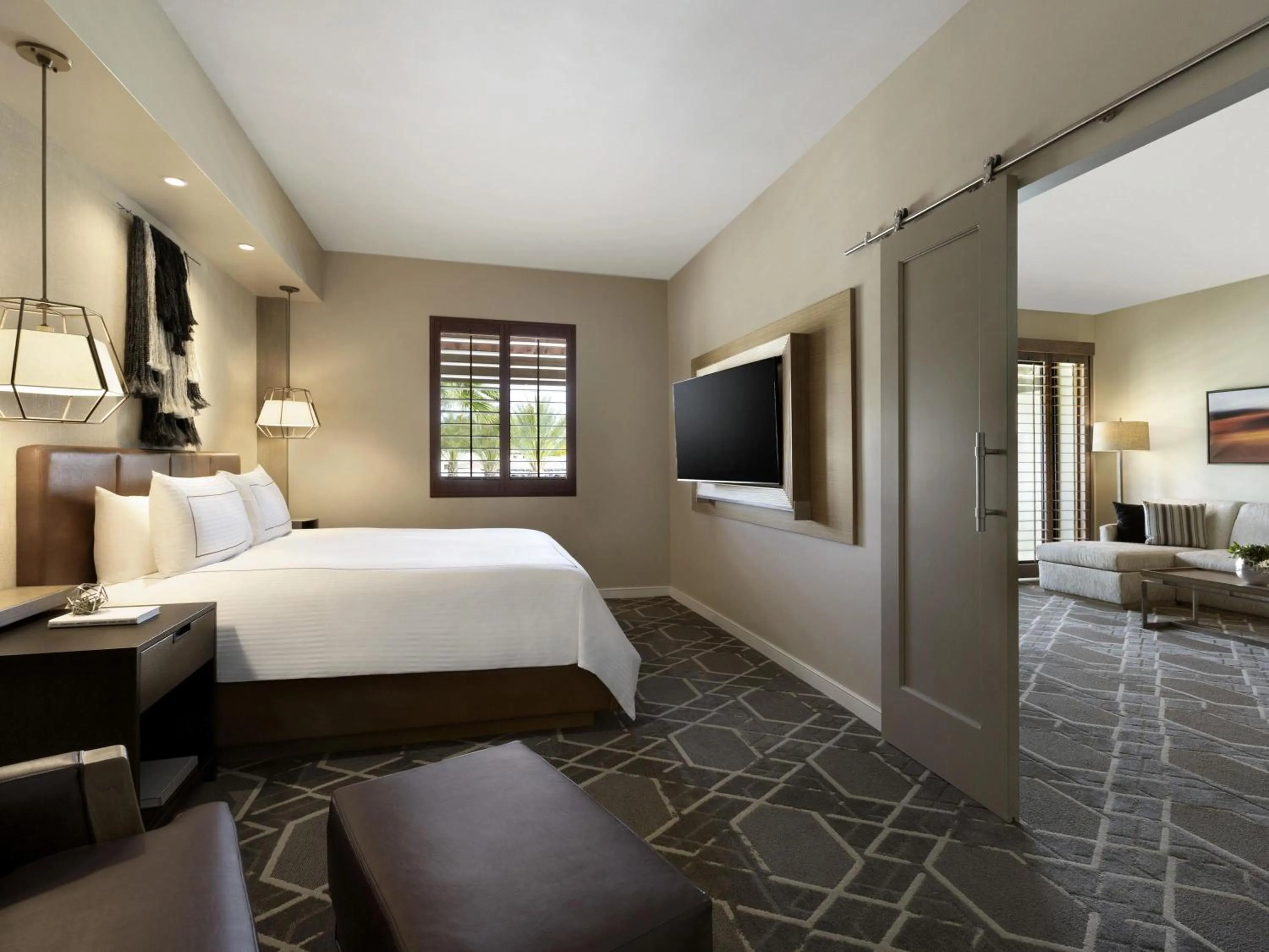 Bedroom, Bed in Fairmont Scottsdale Princess