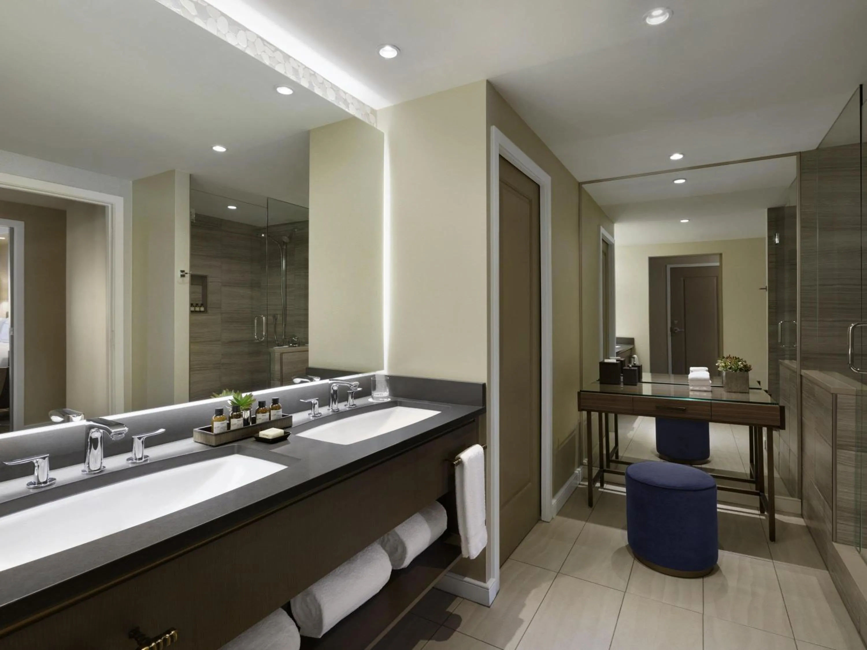 Bedroom in Fairmont Scottsdale Princess