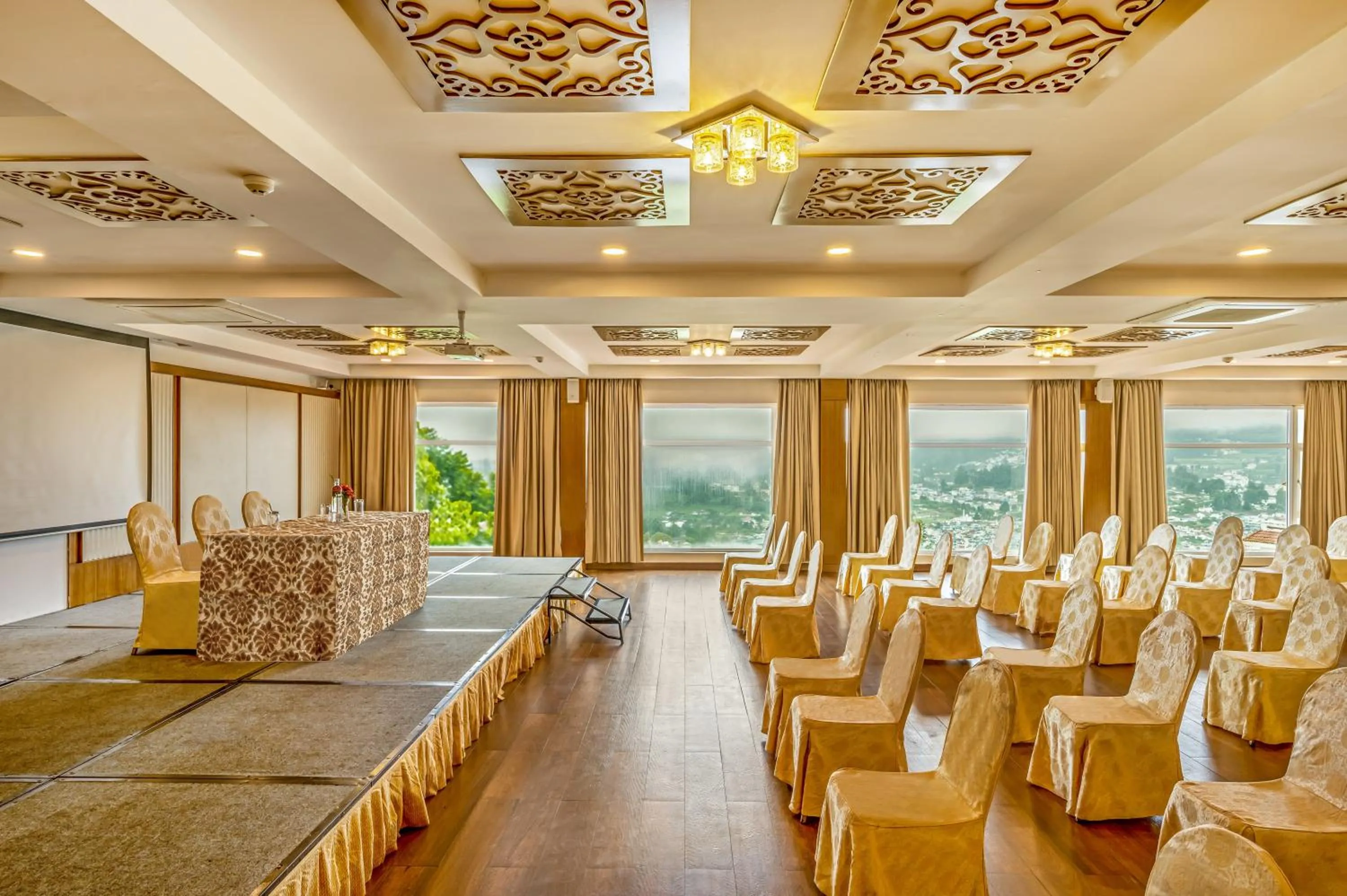 Banquet/Function facilities in Sterling Ooty Elk Hill