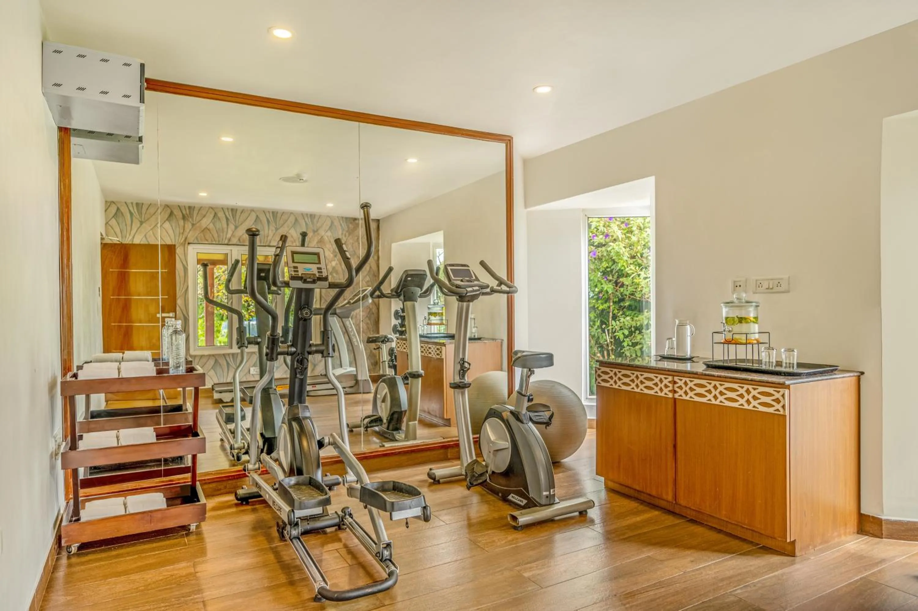 Property building in Sterling Ooty Elk Hill