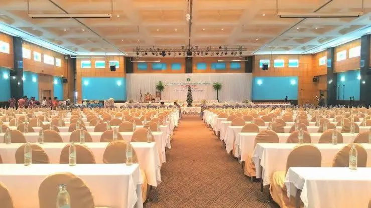 Meeting/conference room in Diamond Plaza Hotel