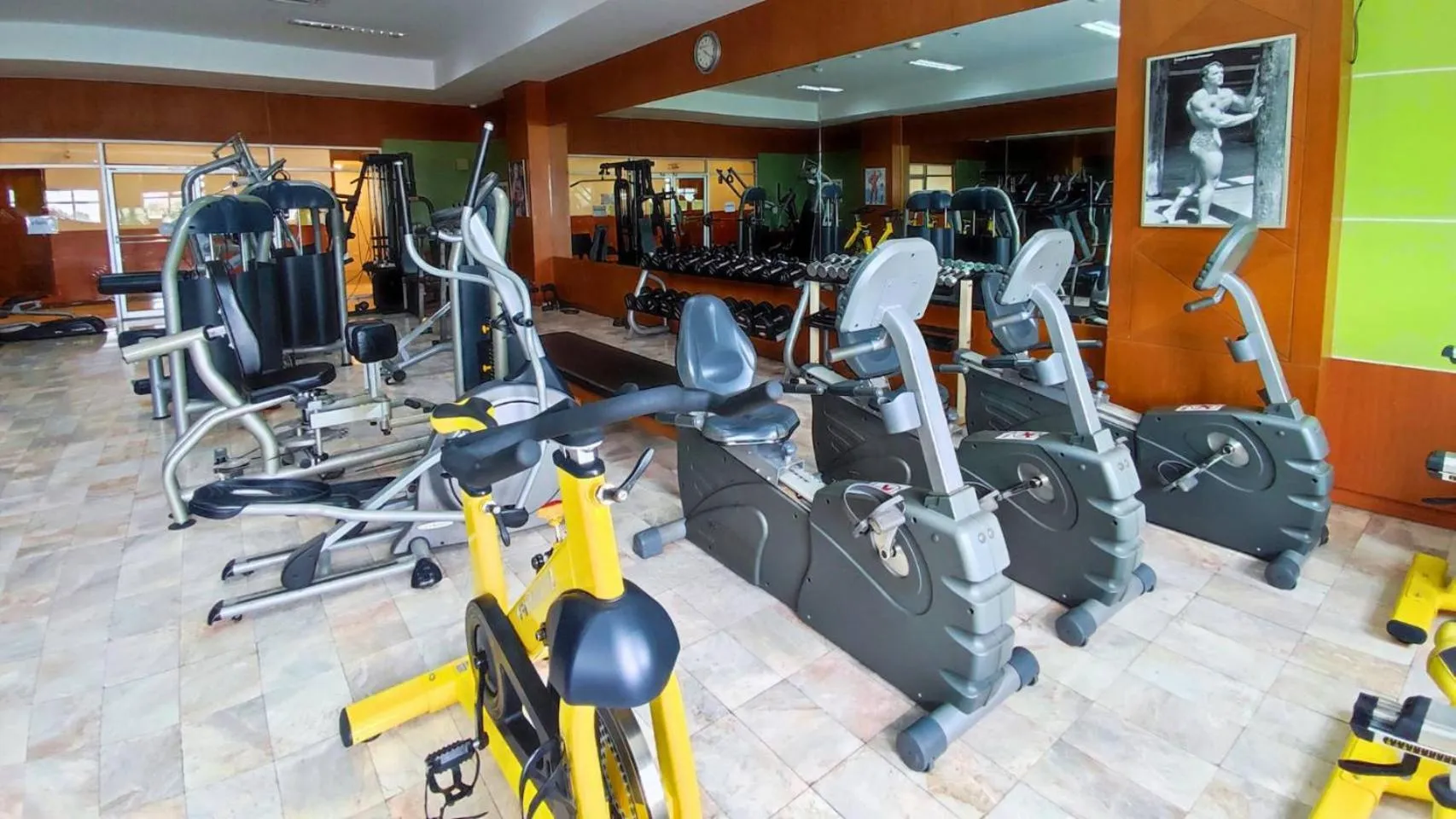 Fitness centre/facilities in Diamond Plaza Hotel