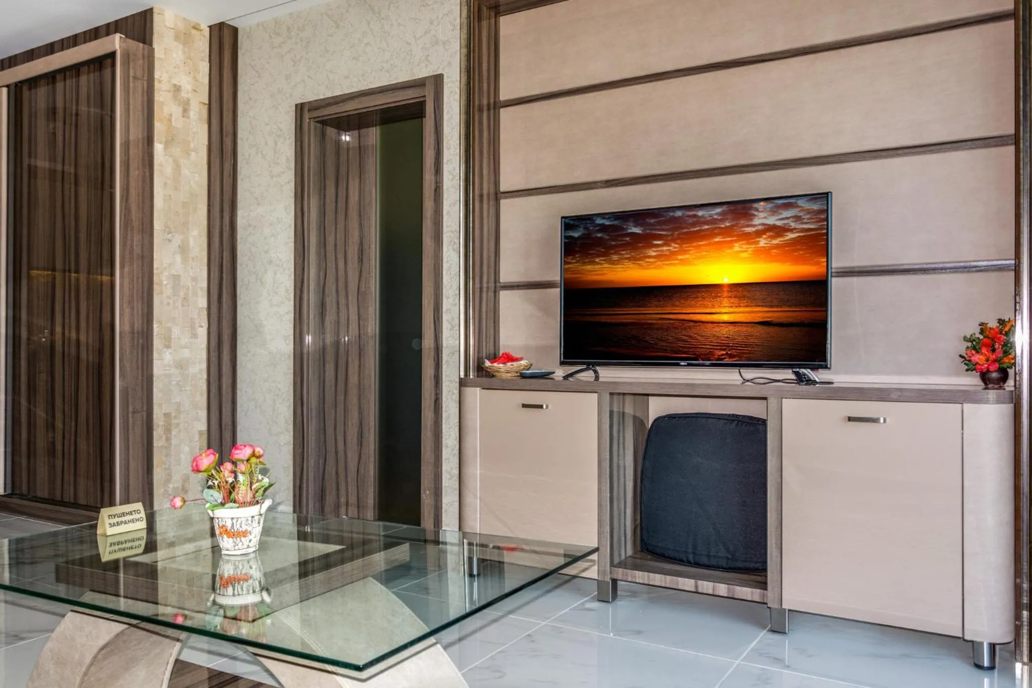 Living room in Apartcomplex Golden Bay