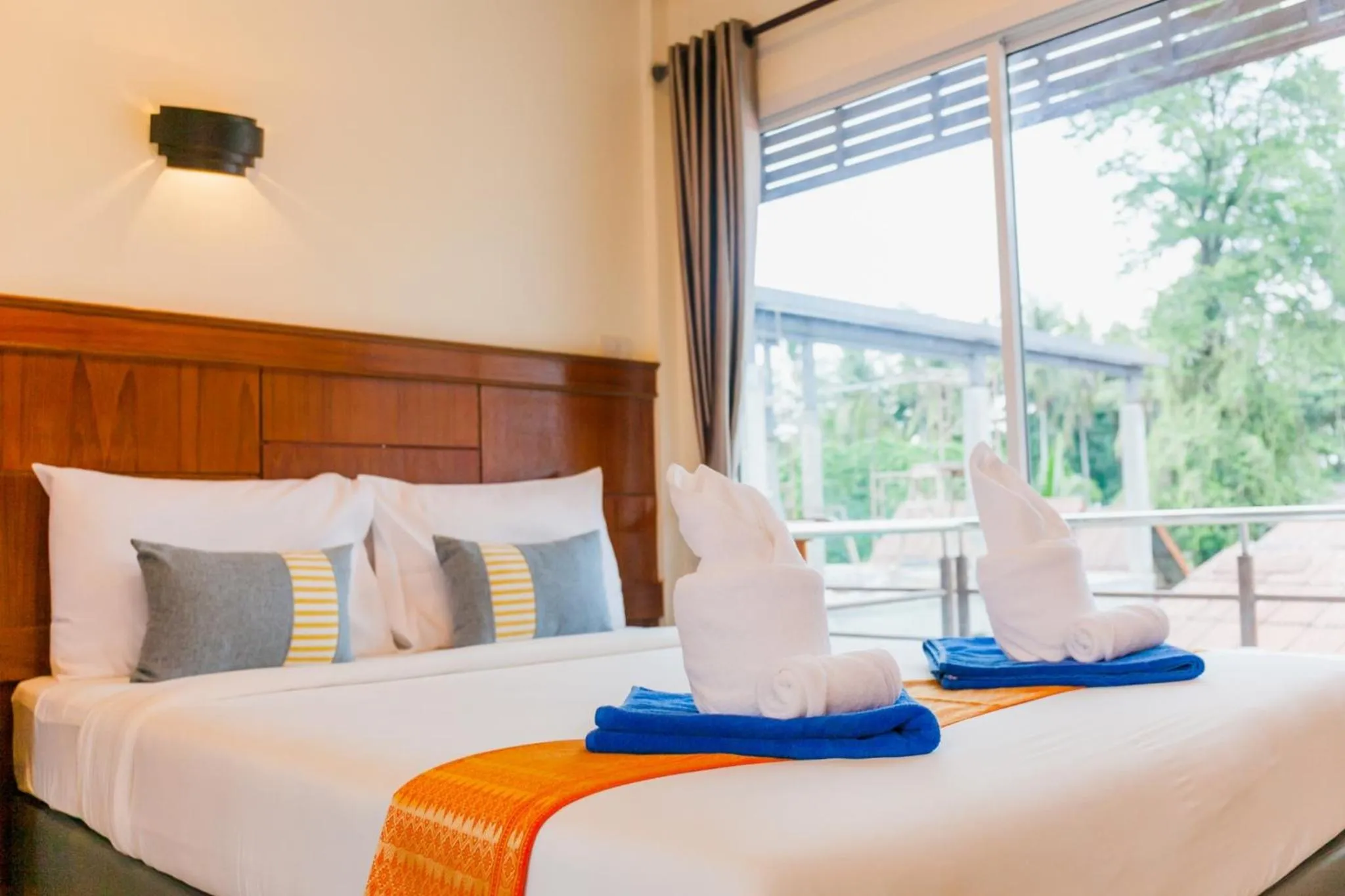 Bed in Sea Sand Sun Resort, Lanta Island