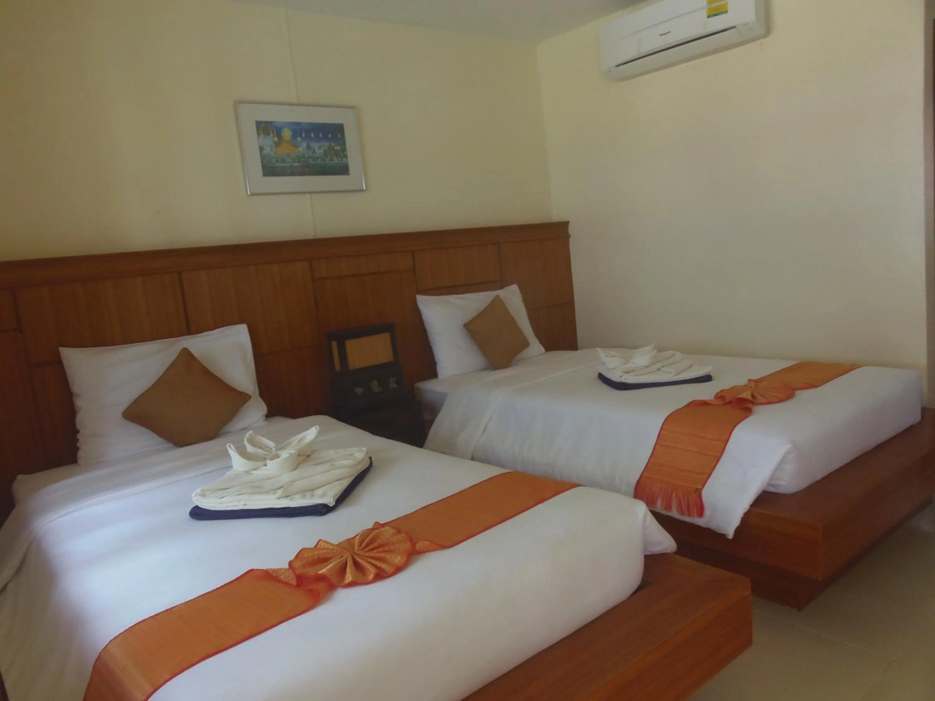 Bed in Sea Sand Sun Resort, Lanta Island