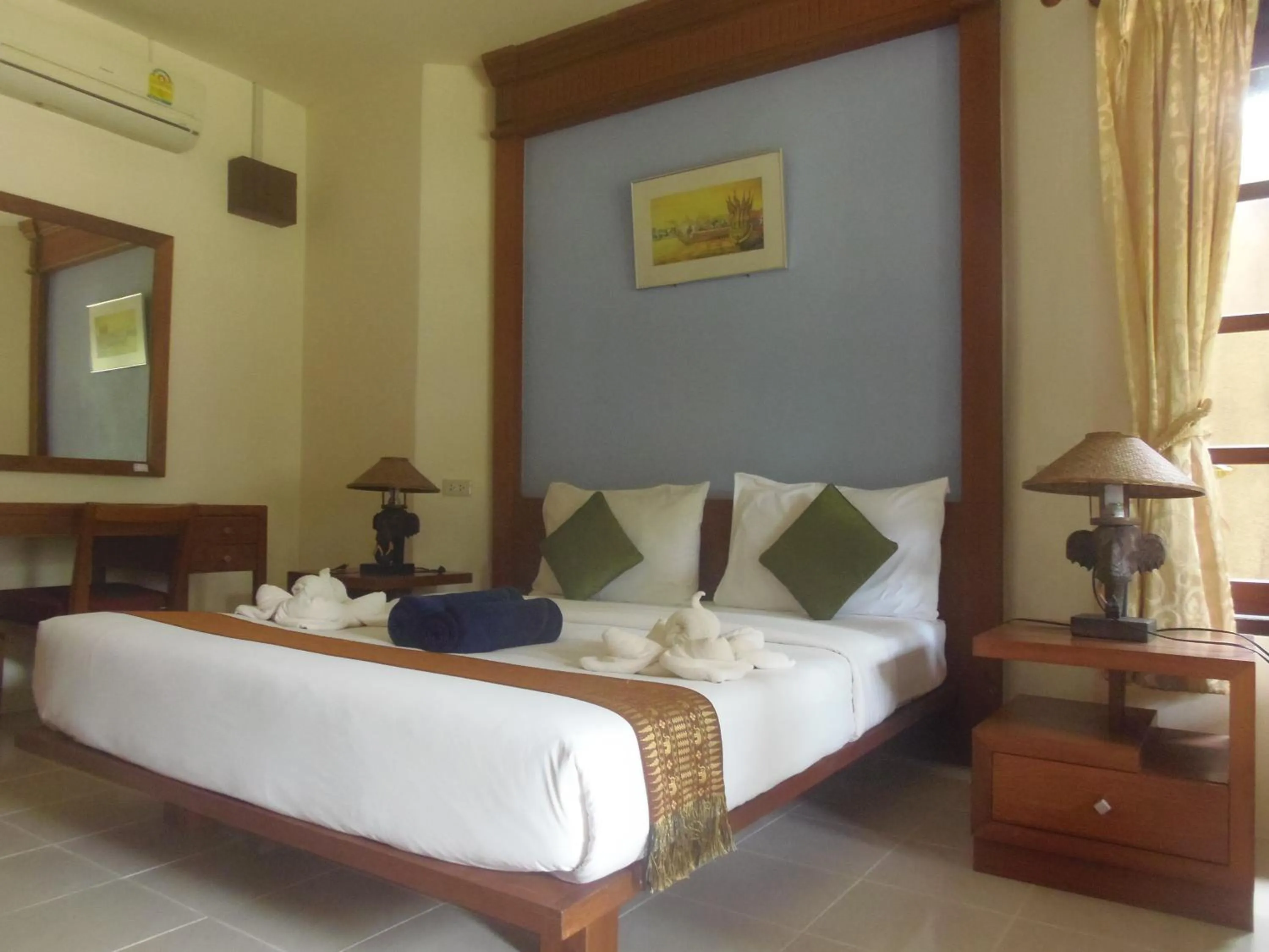 Bed in Sea Sand Sun Resort, Lanta Island