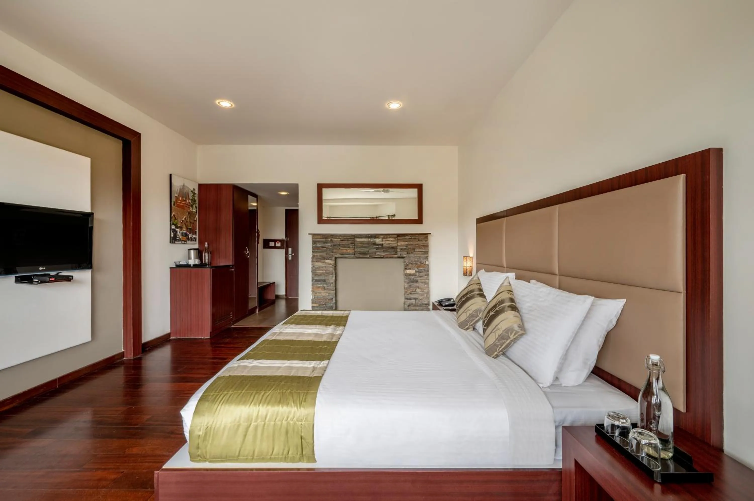 Guests, Bed in Sterling Ooty Fern Hill