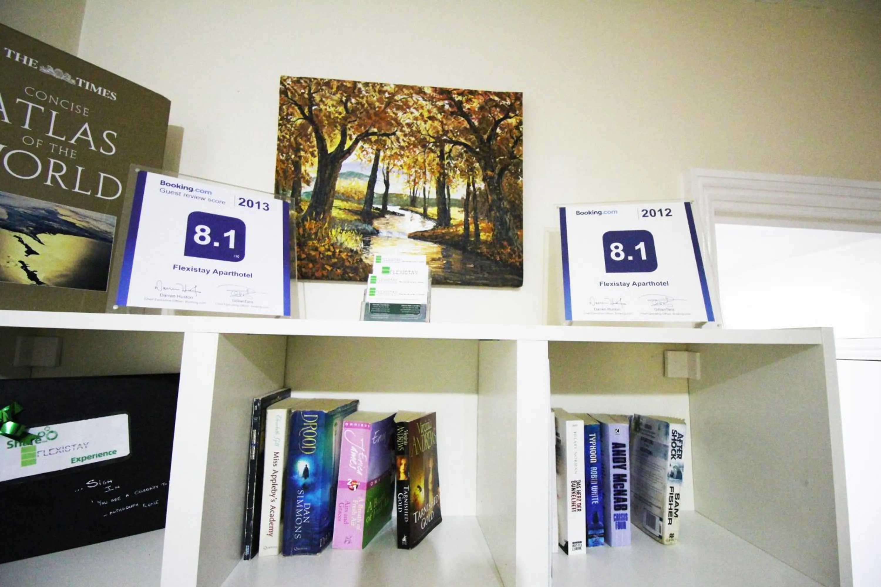 Living room in Flexistay Aparthotel Tooting