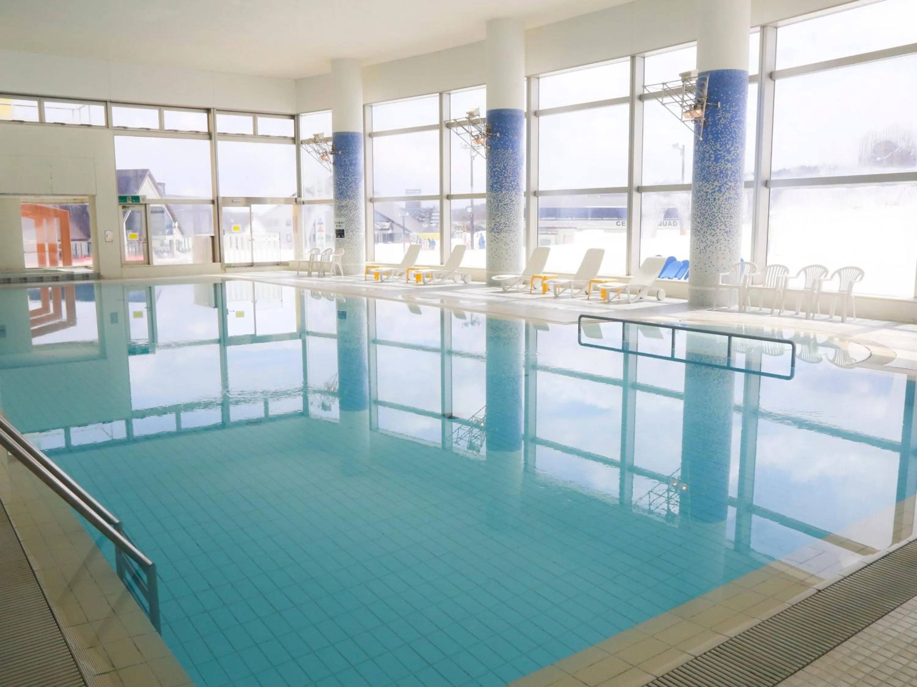 Swimming pool in ANA Crowne Plaza Resort Appi Kogen by IHG