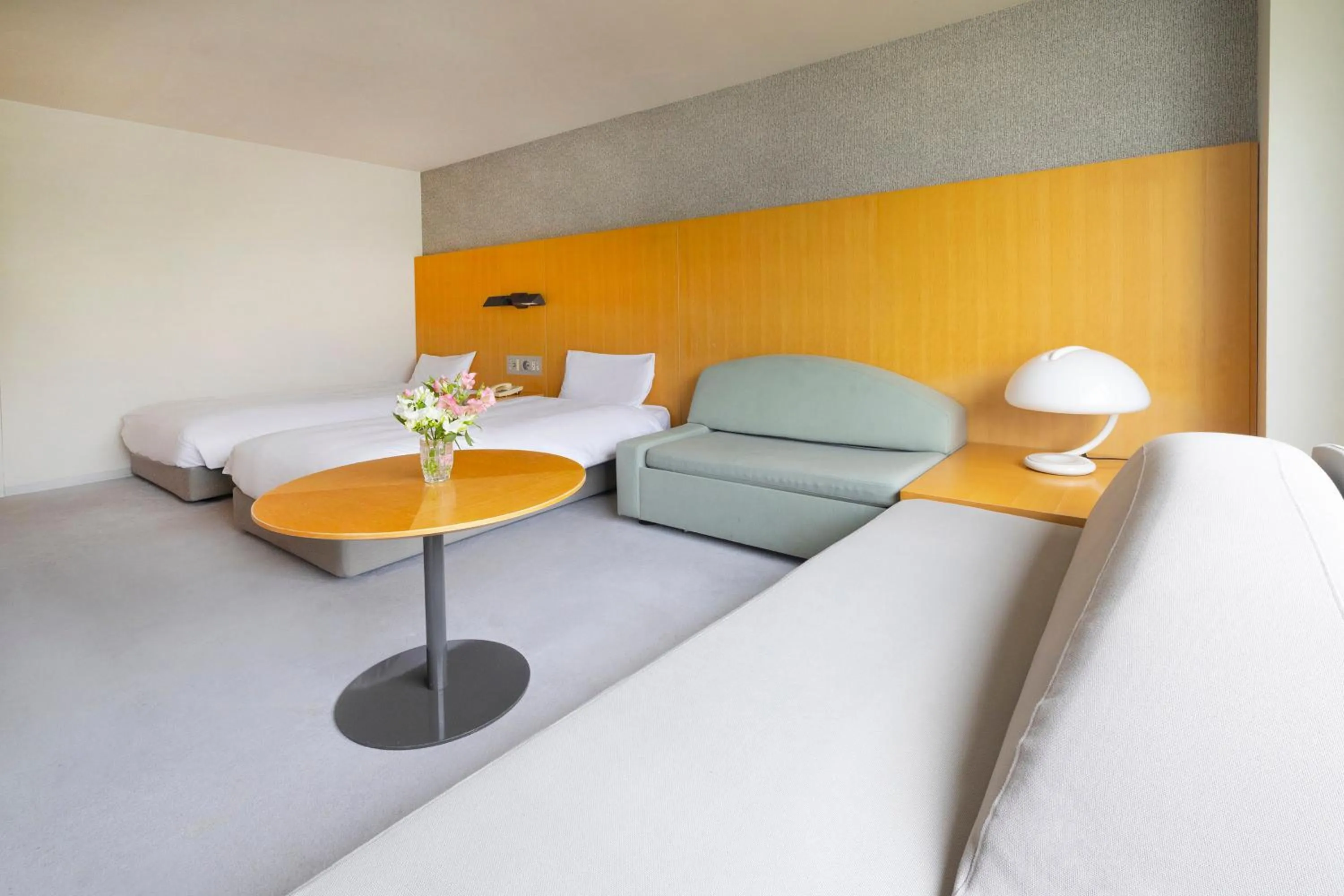 Photo of the whole room, Bed in ANA Crowne Plaza Resort Appi Kogen by IHG