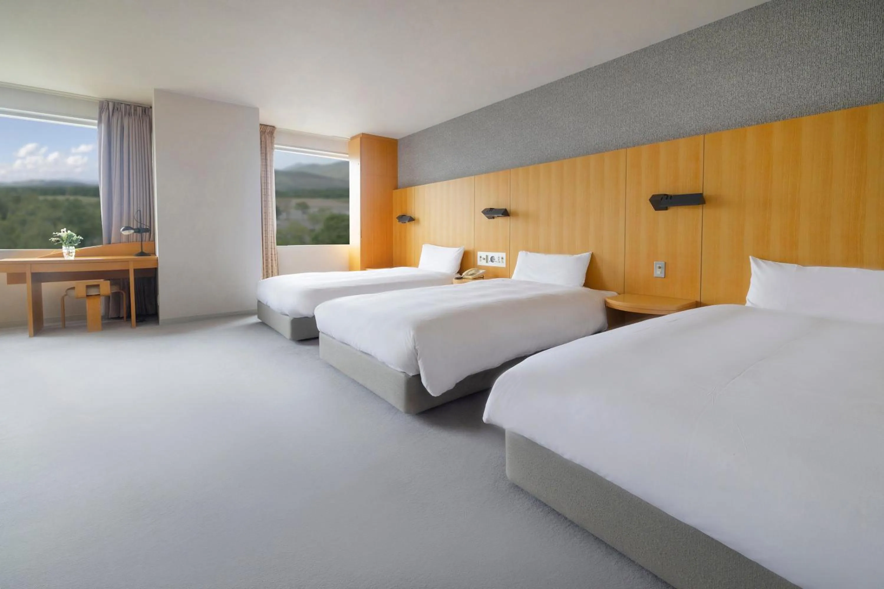Photo of the whole room, Bed in ANA Crowne Plaza Resort Appi Kogen by IHG