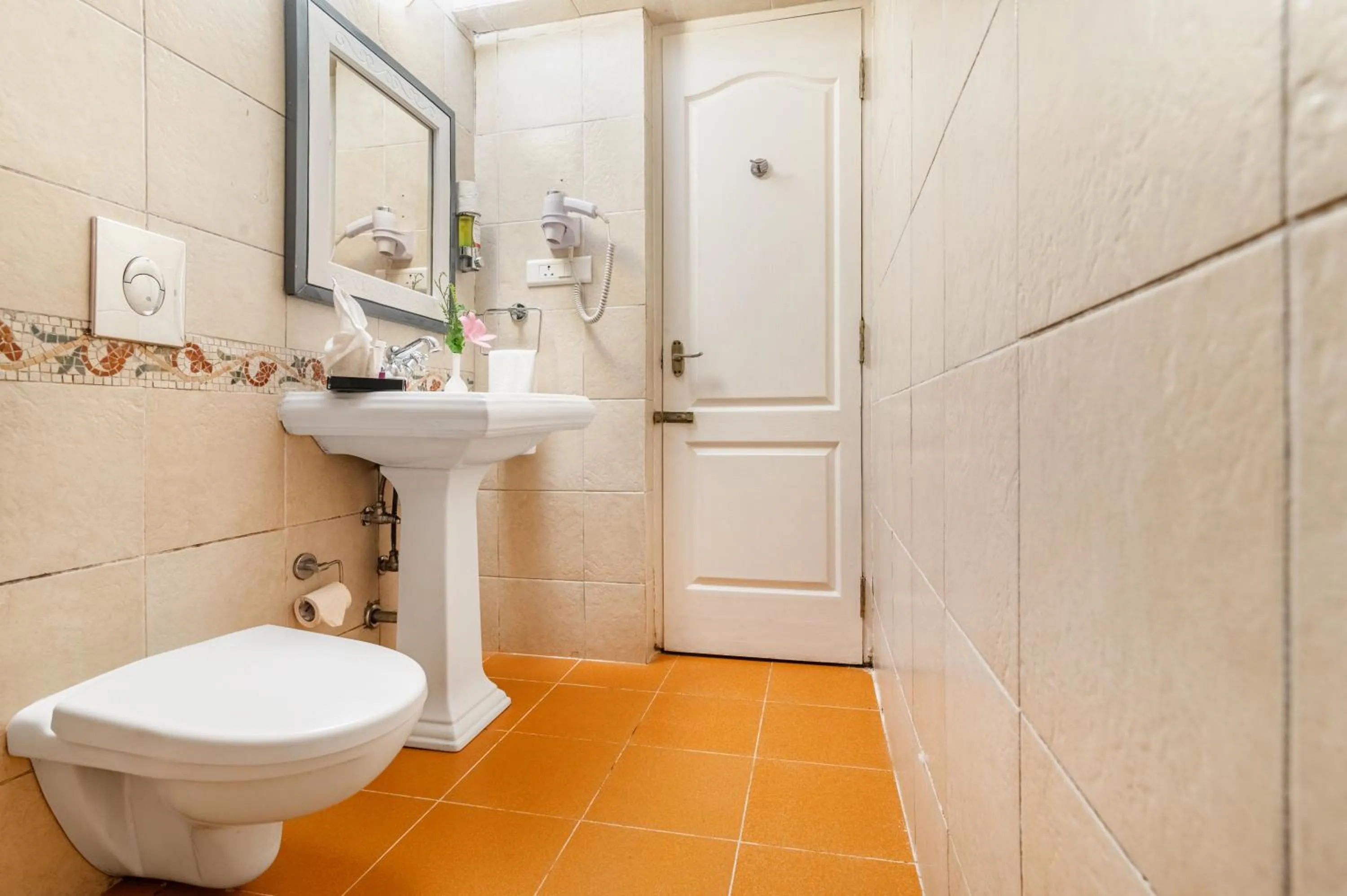 Bathroom in Sterling Kodai Lake