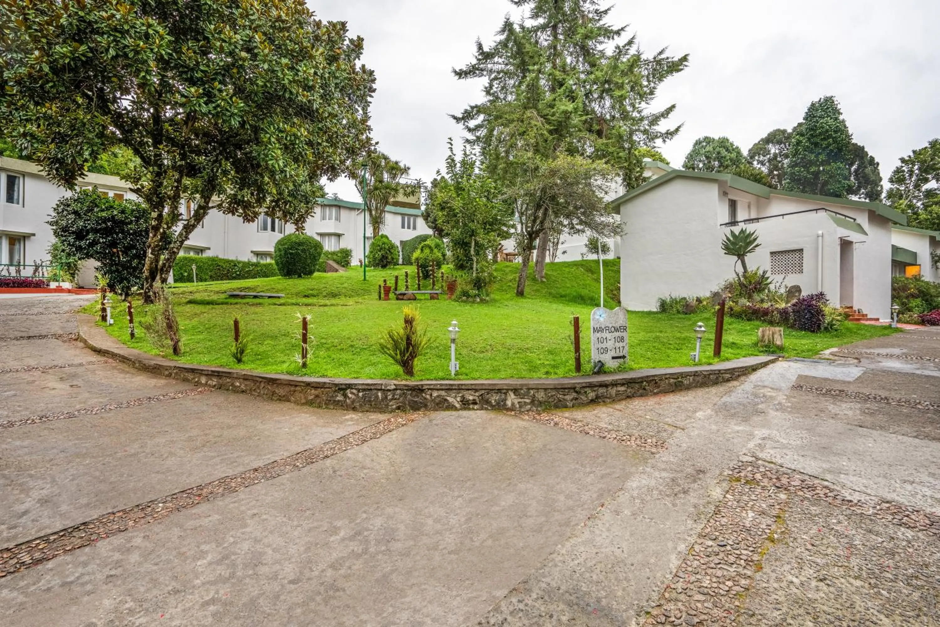 Property building in Sterling Kodai Lake