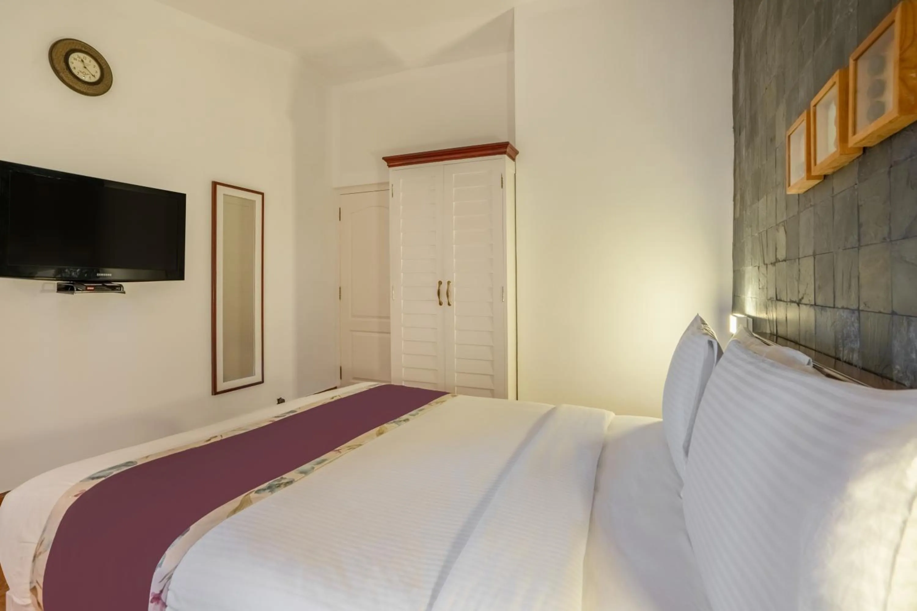 Bed in Sterling Kodai Lake