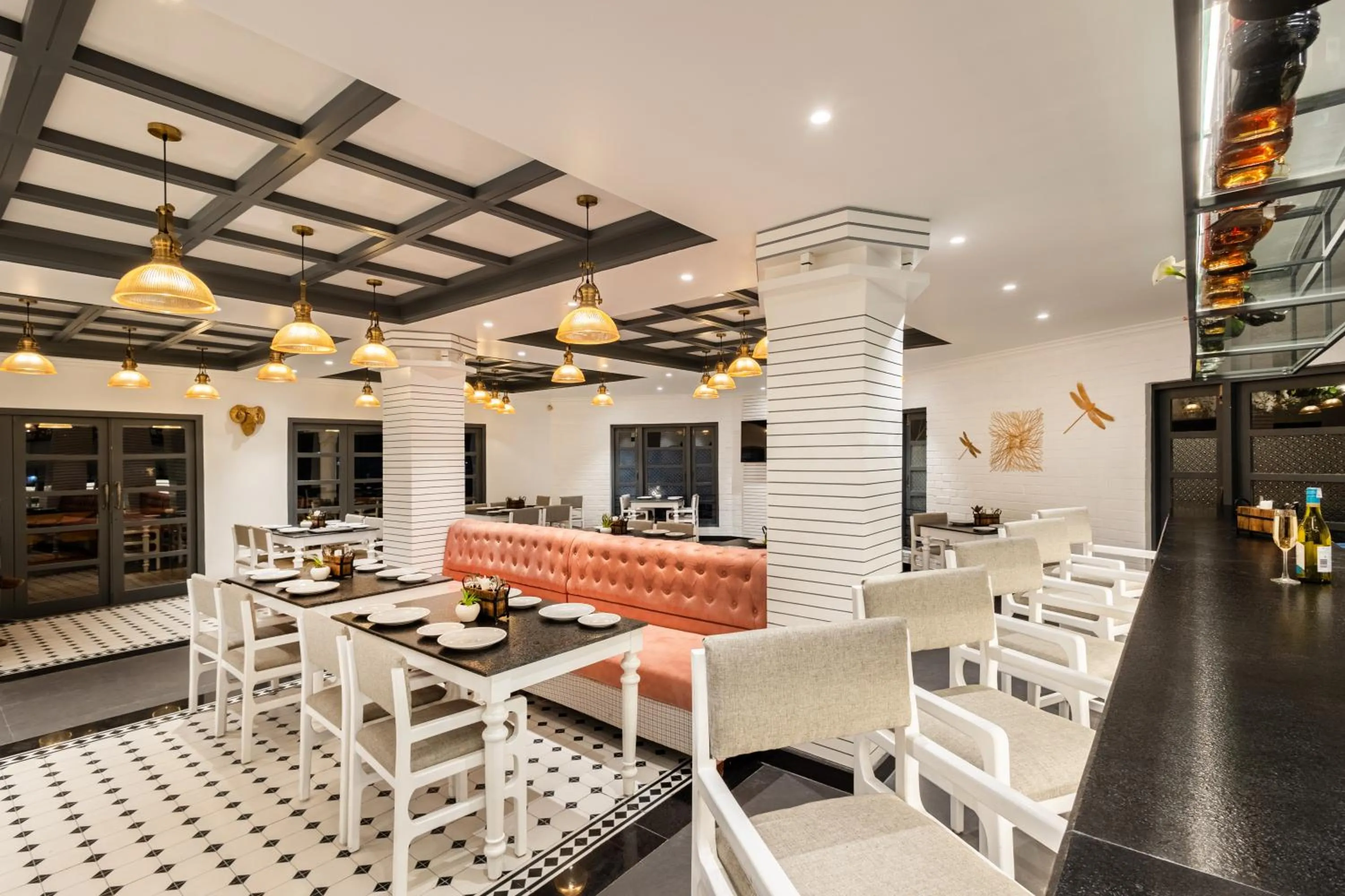 Lounge or bar in Sterling Kodai Lake