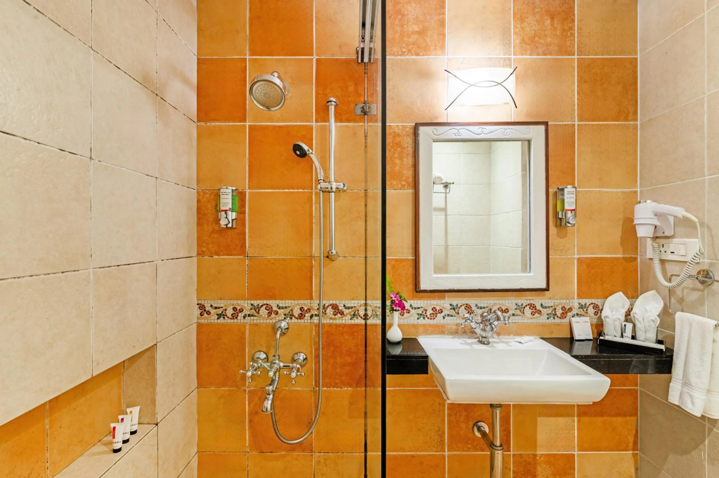 Bathroom in Sterling Kodai Lake