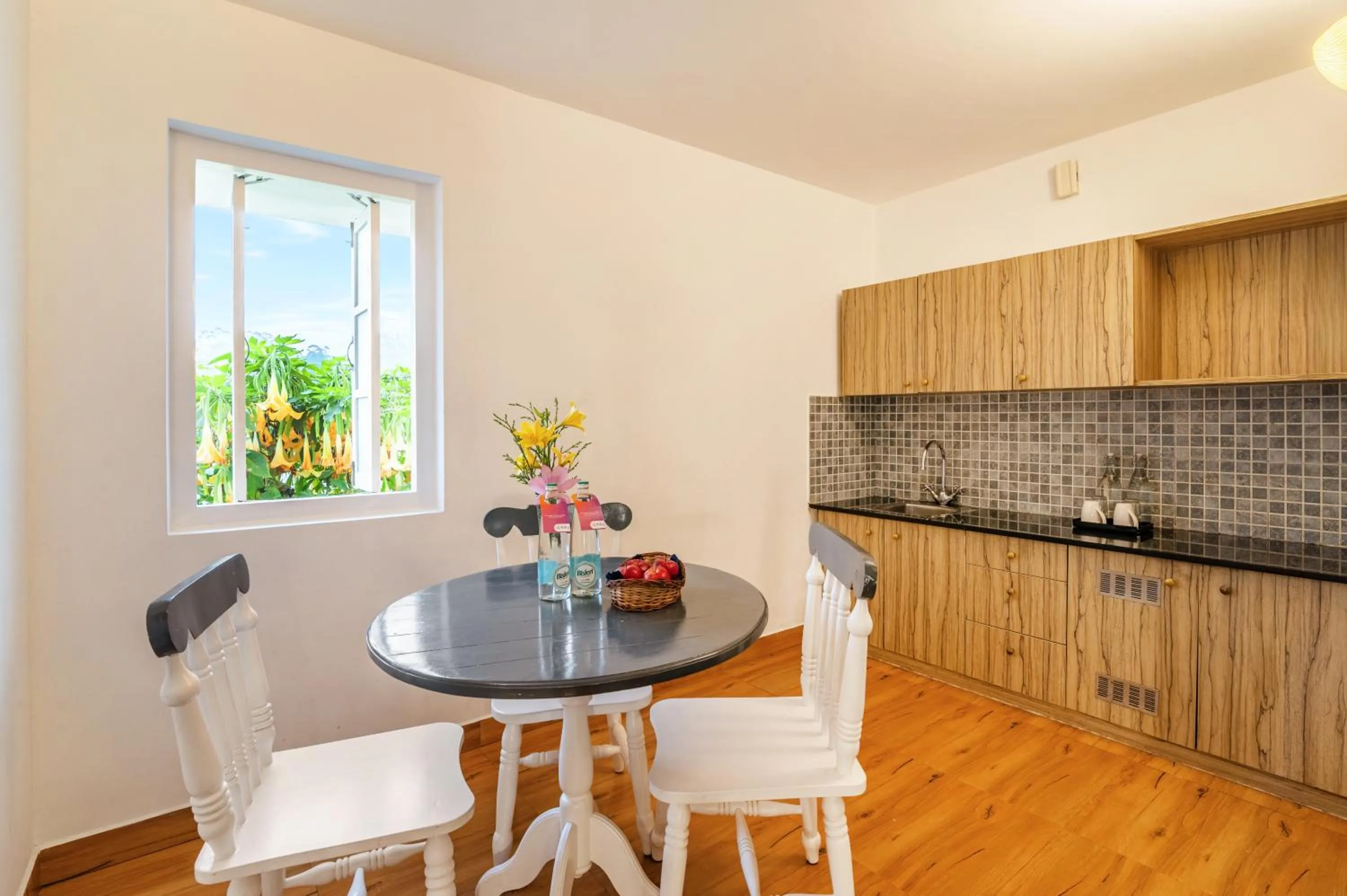 Dining area in Sterling Kodai Lake