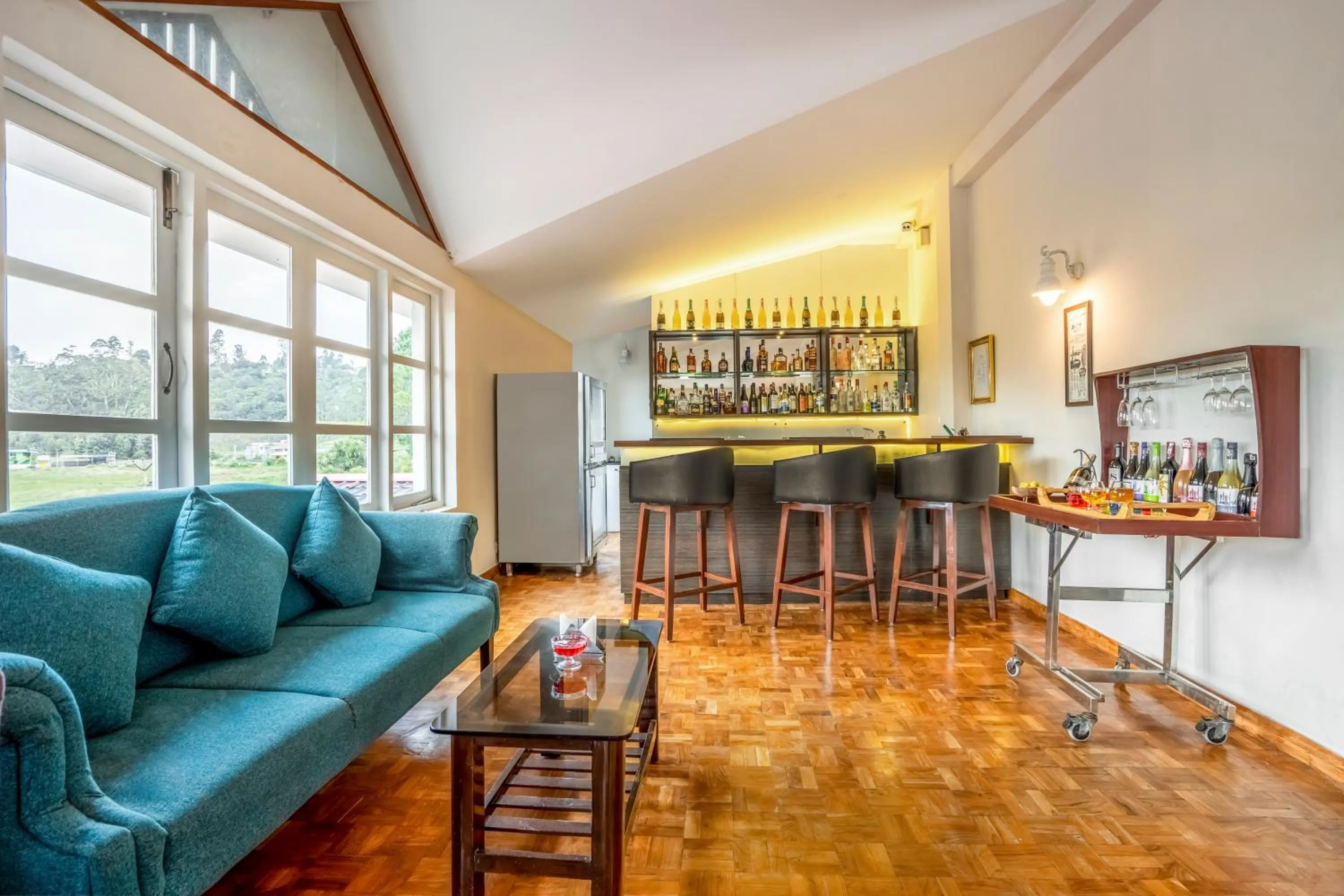 Lounge or bar in Sterling Kodai Lake