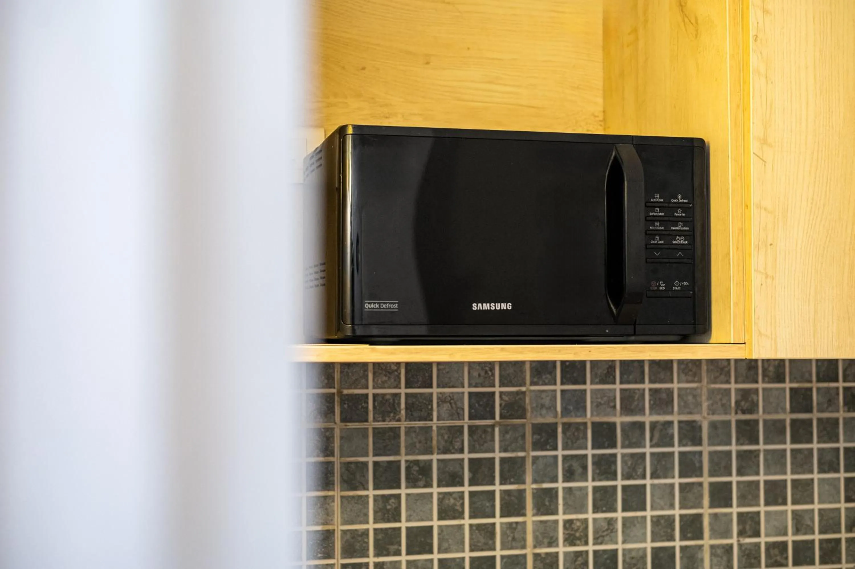 microwave in Sterling Kodai Lake