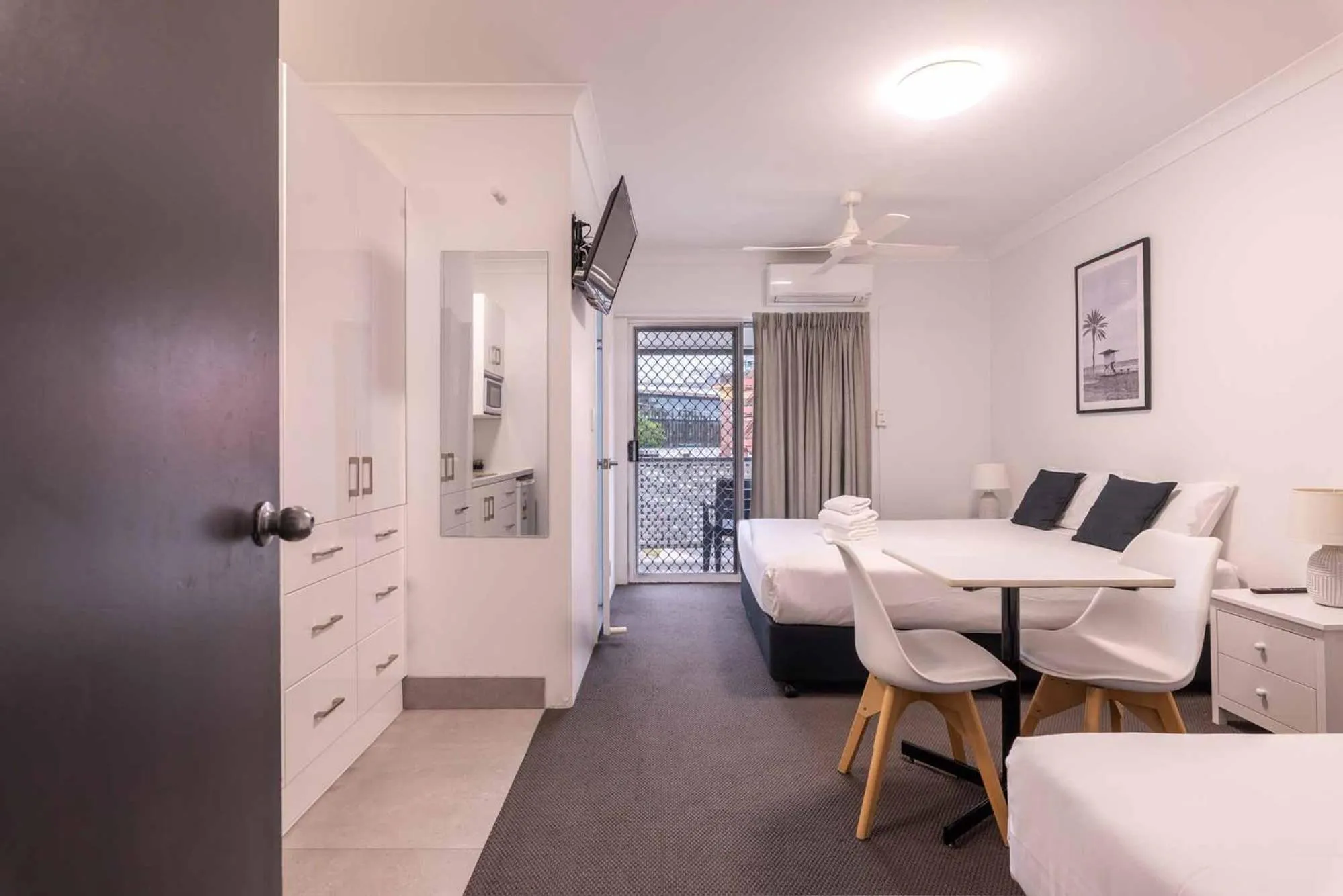 Photo of the whole room in Herston Place Motel