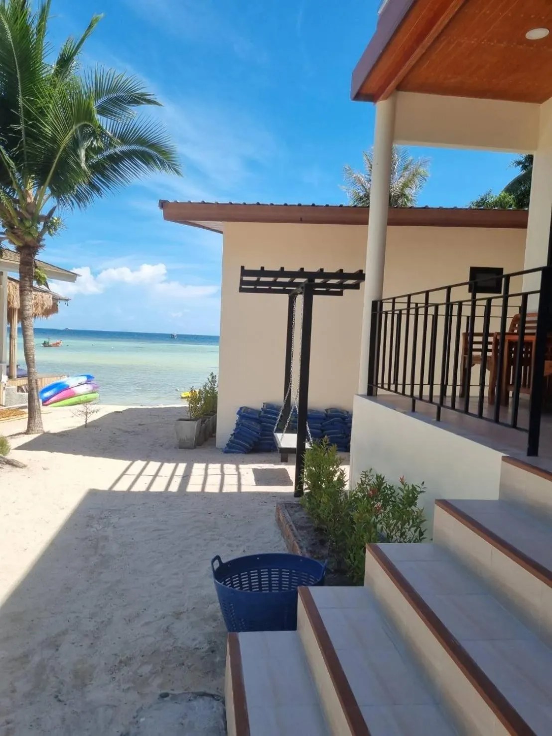 Bungalow - Beach Side in JP Resort Koh Tao