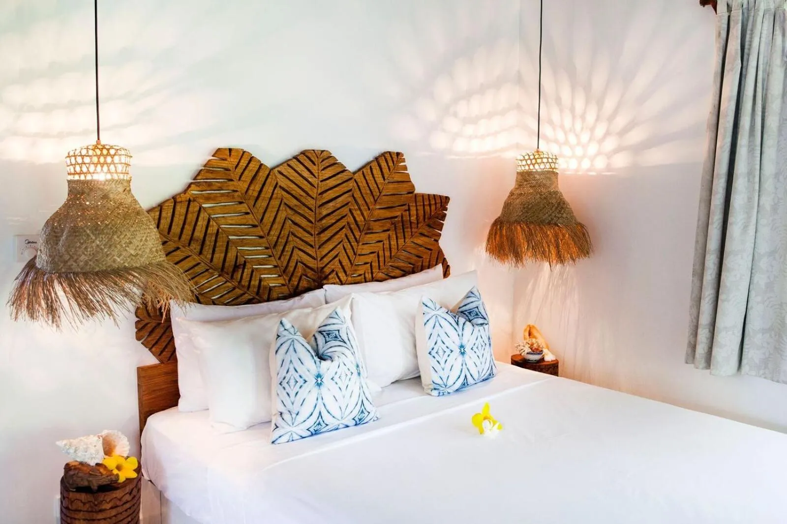 Bed in Aore Island Resort