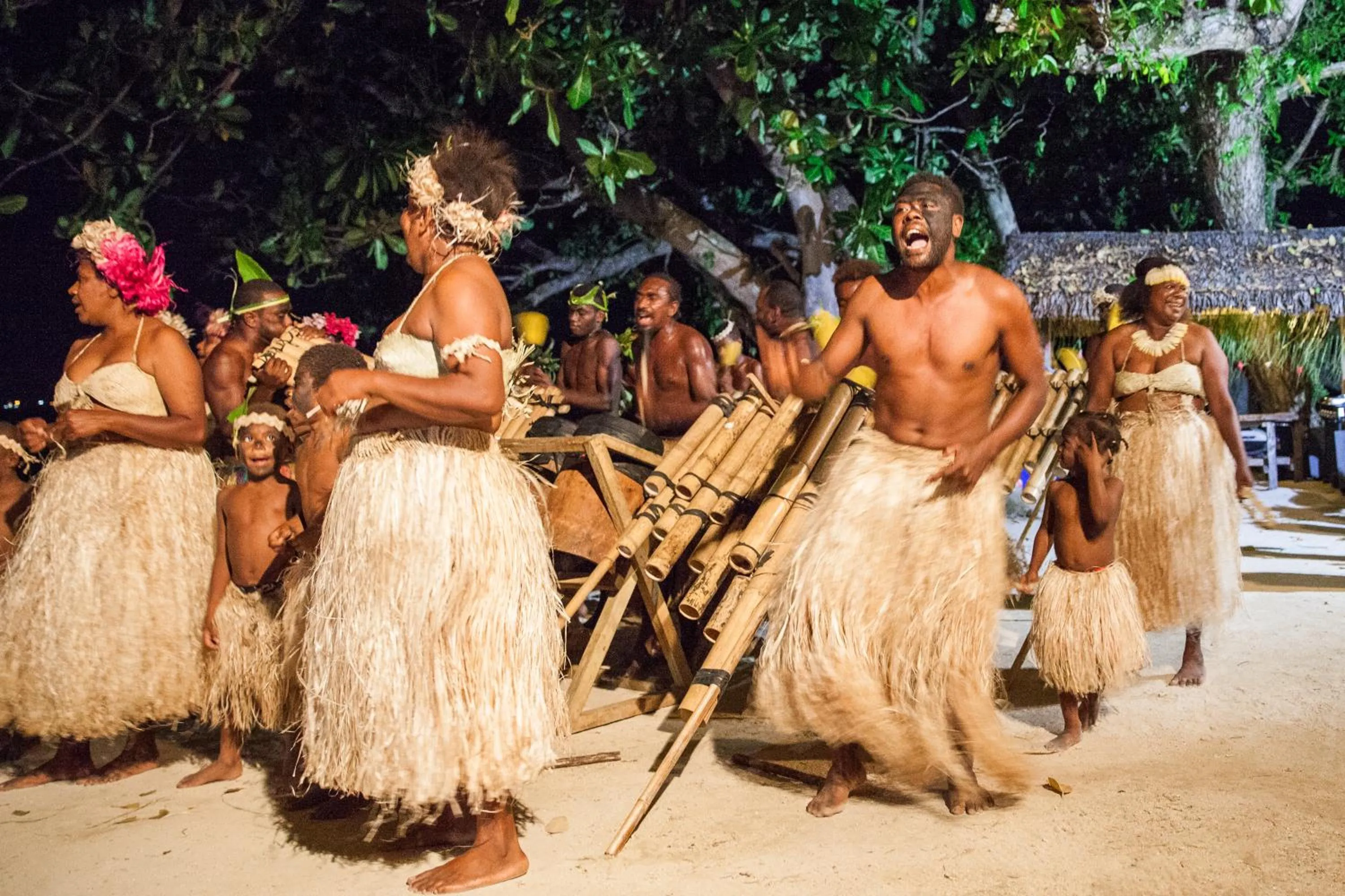 Evening entertainment in Aore Island Resort