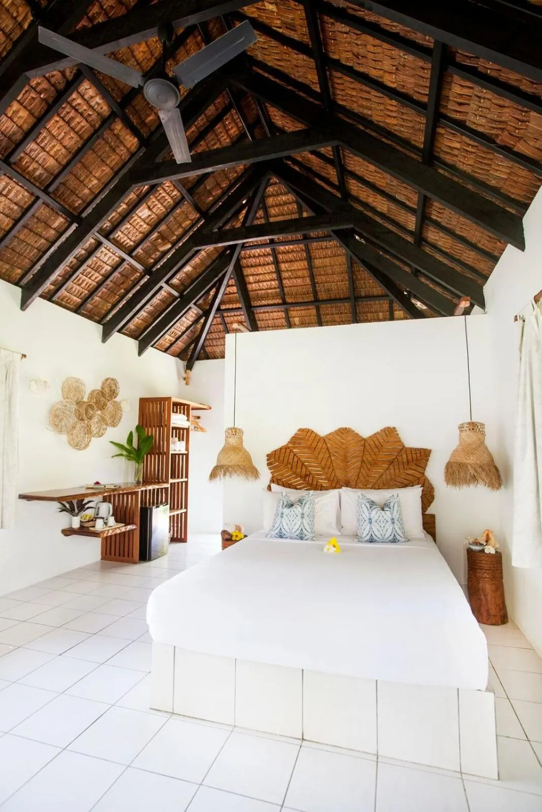 Photo of the whole room, Bed in Aore Island Resort