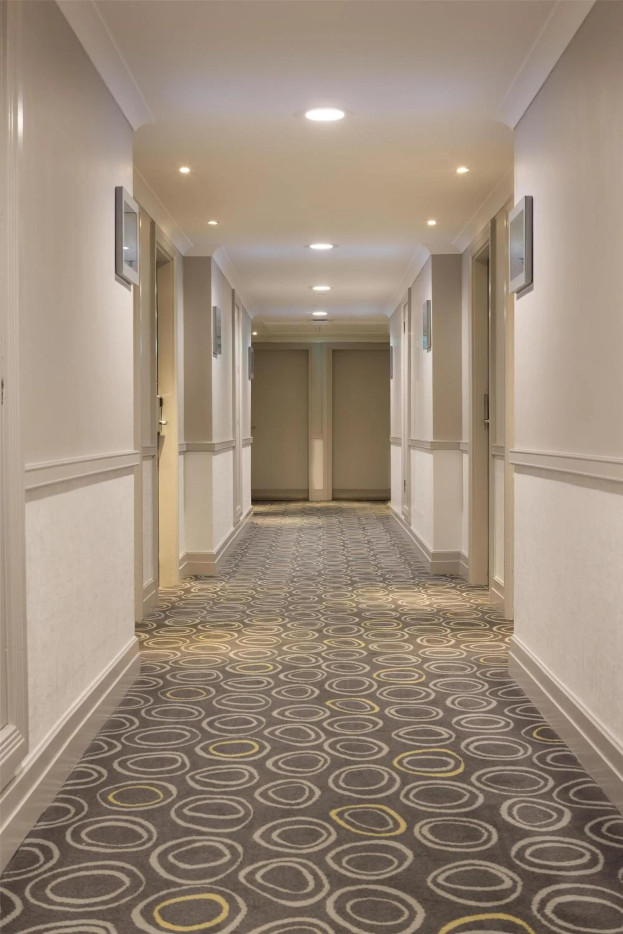 Lobby or reception in Hilton Glasgow