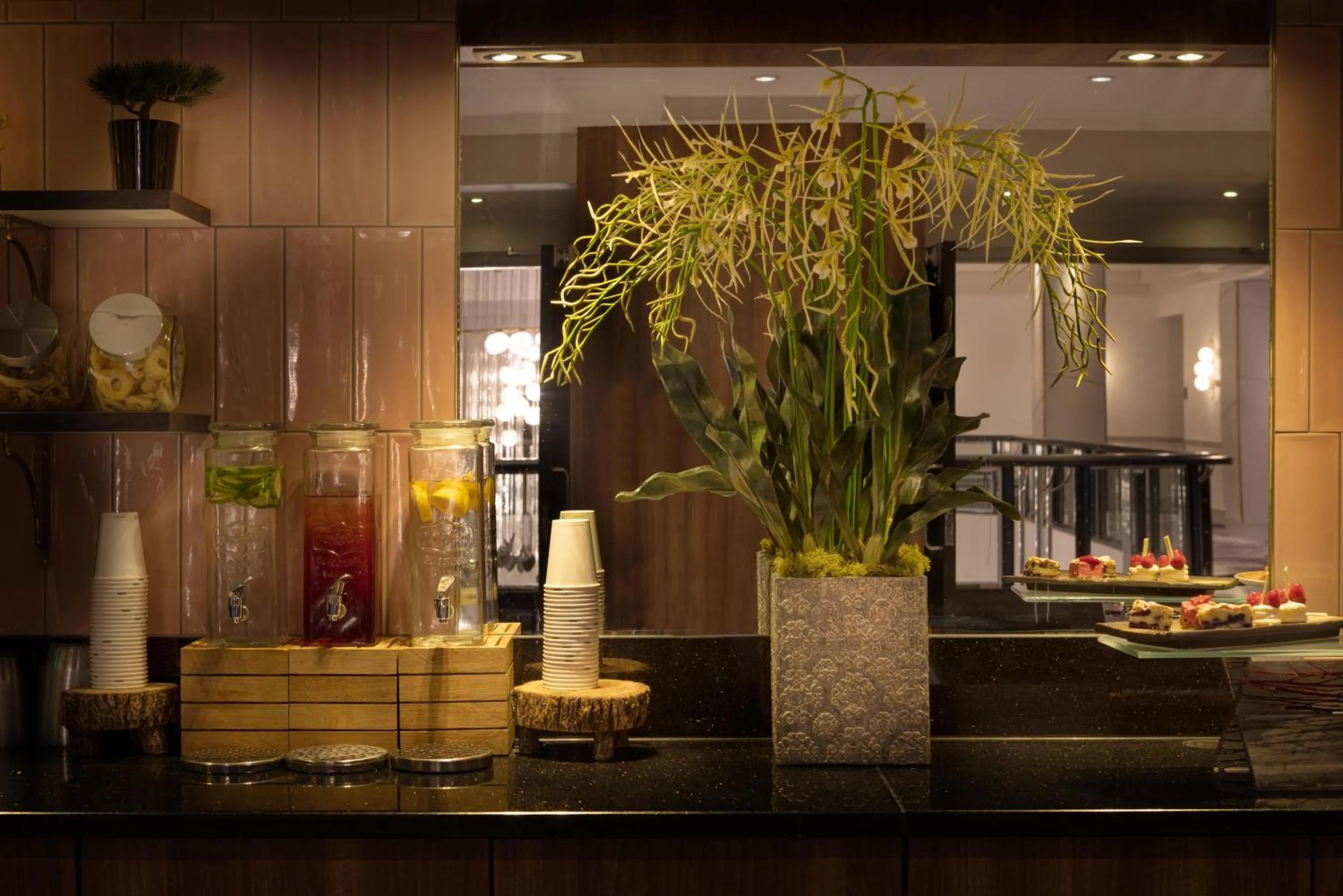 Dining area in Hilton Glasgow