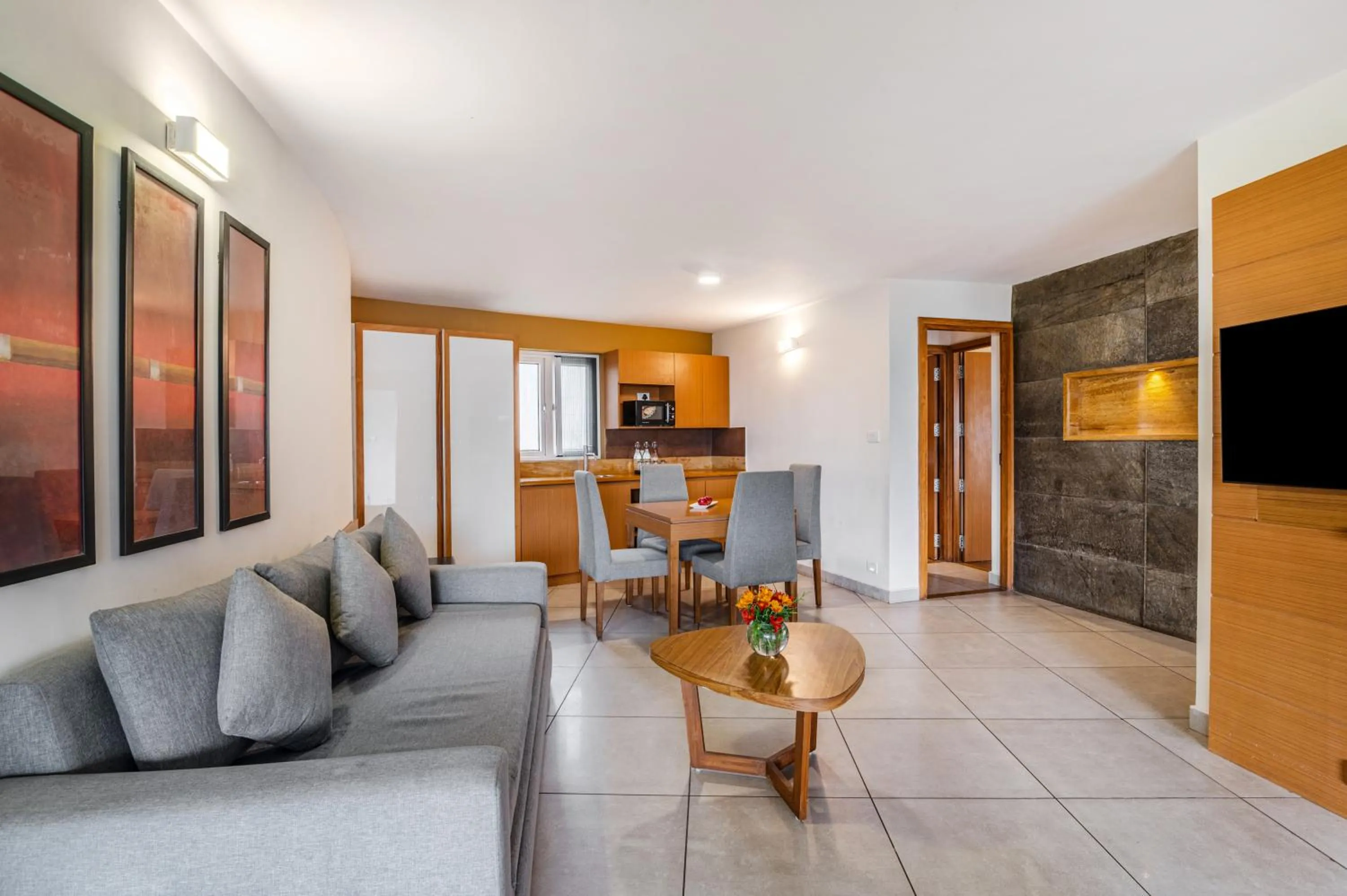 Living room in Sterling Kodai Valley