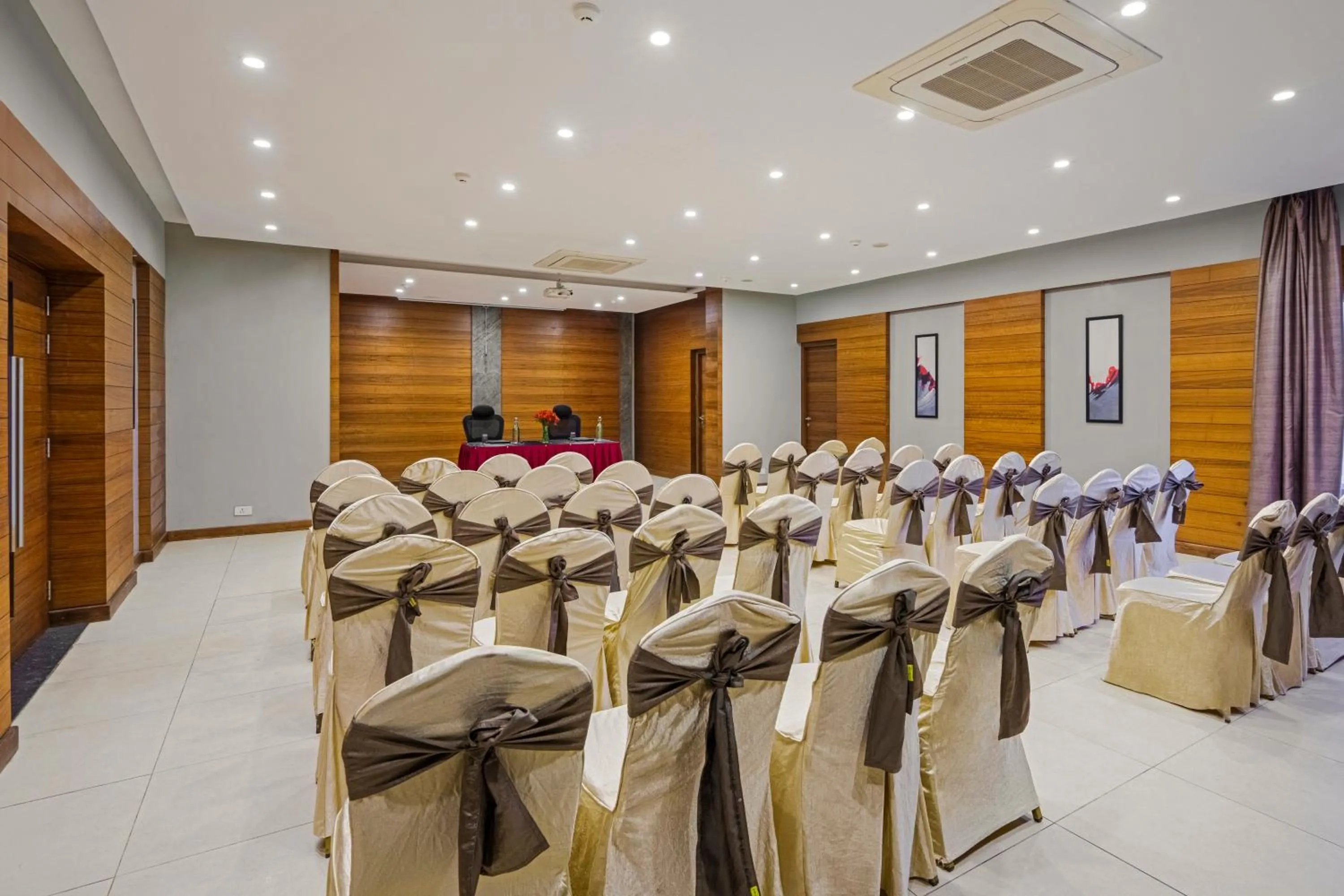 Meeting/conference room in Sterling Kodai Valley