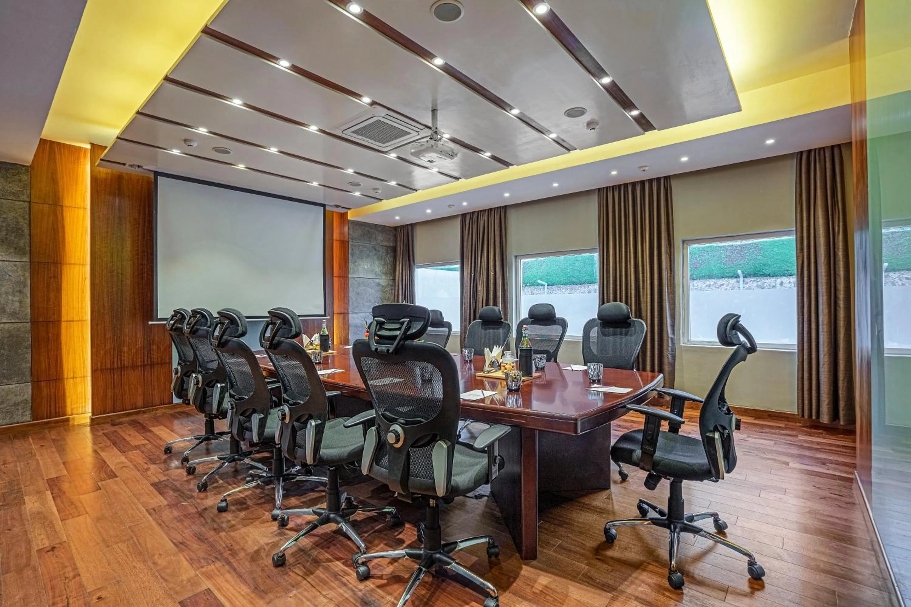 Meeting/conference room in Sterling Kodai Valley