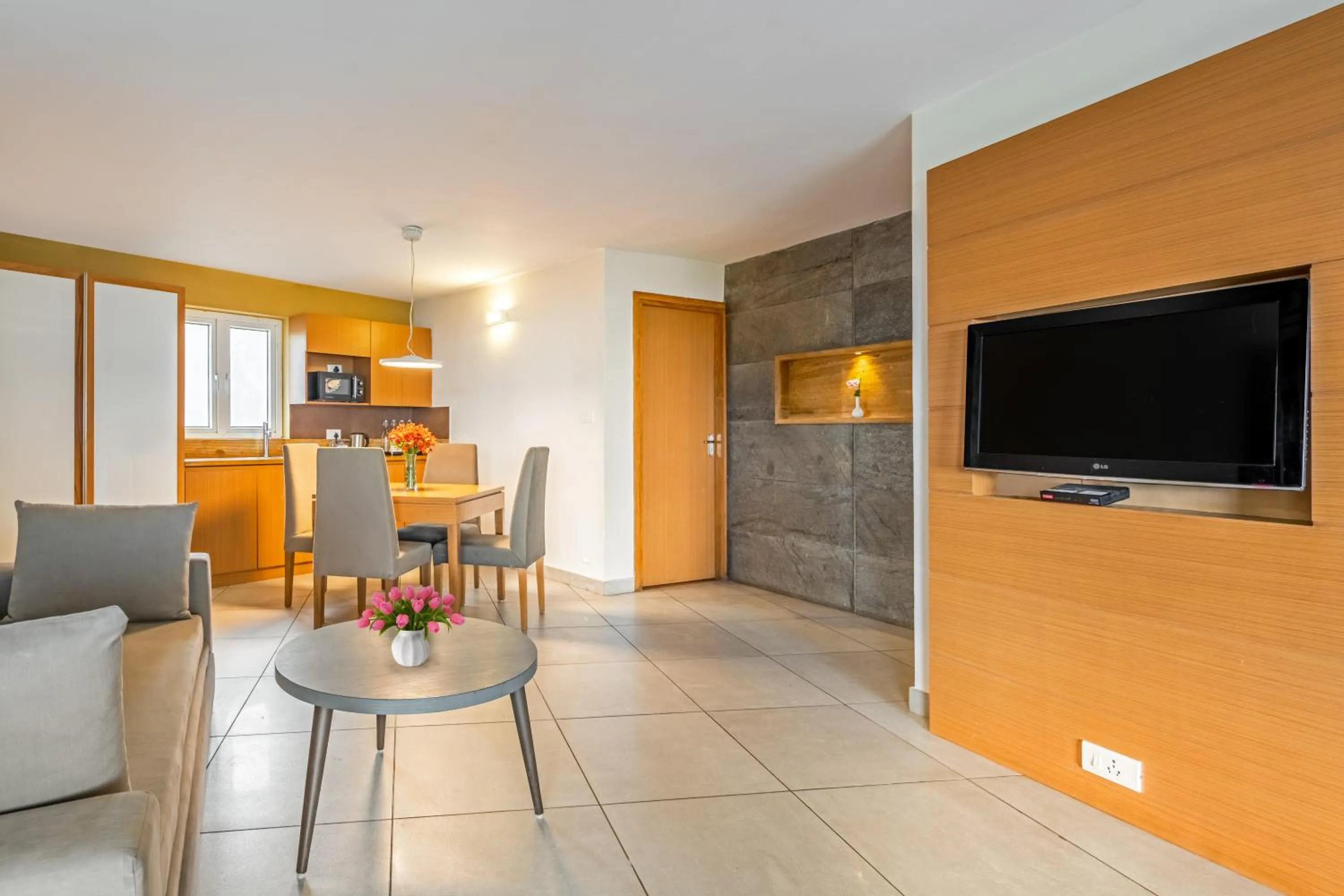 Dining area in Sterling Kodai Valley