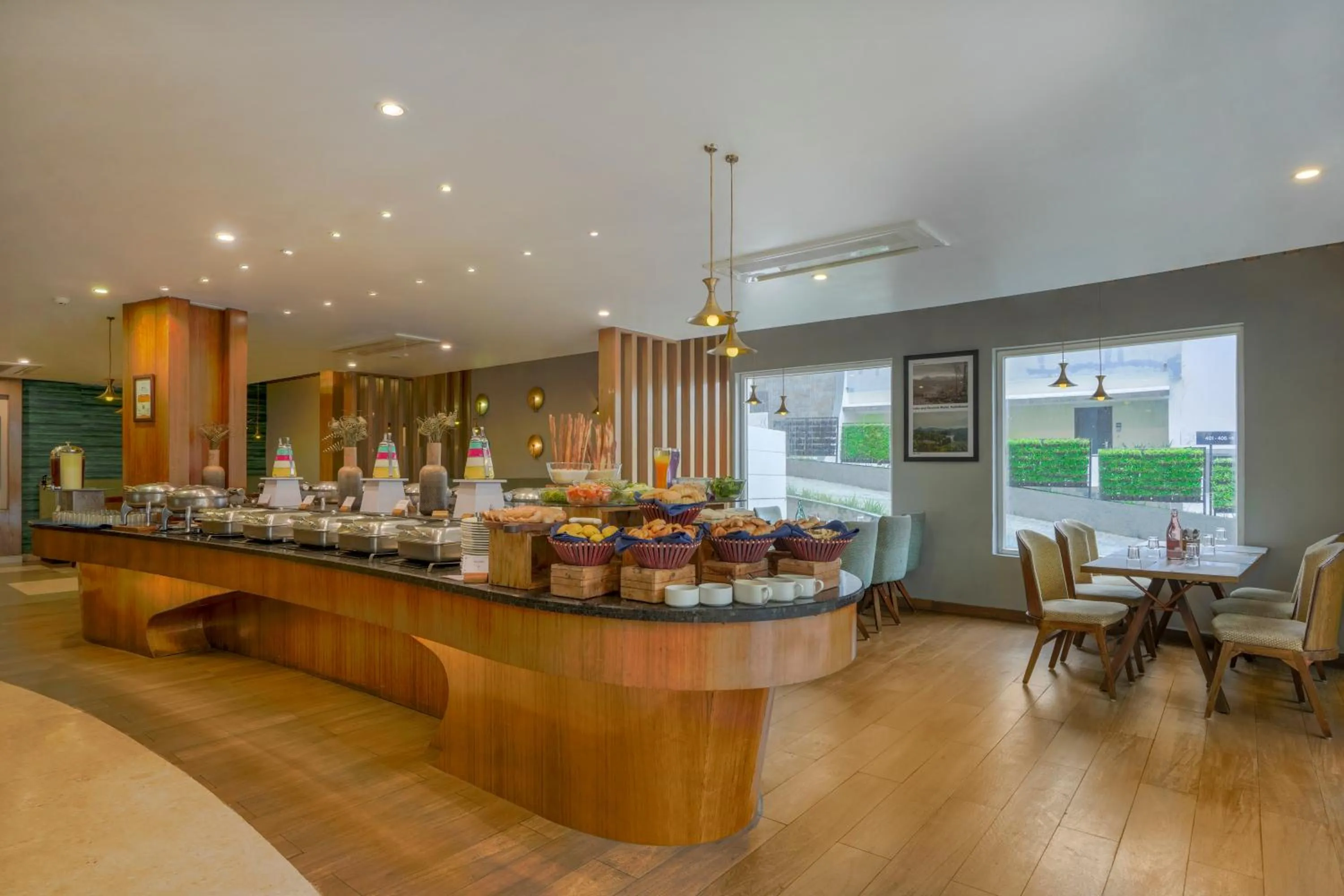 Buffet breakfast in Sterling Kodai Valley