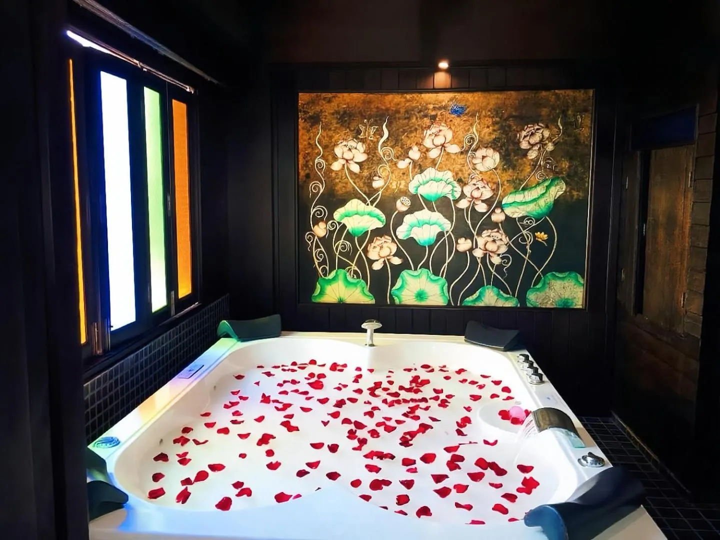 Bath, Bed in Singha Montra Lanna Boutique Style Hotel