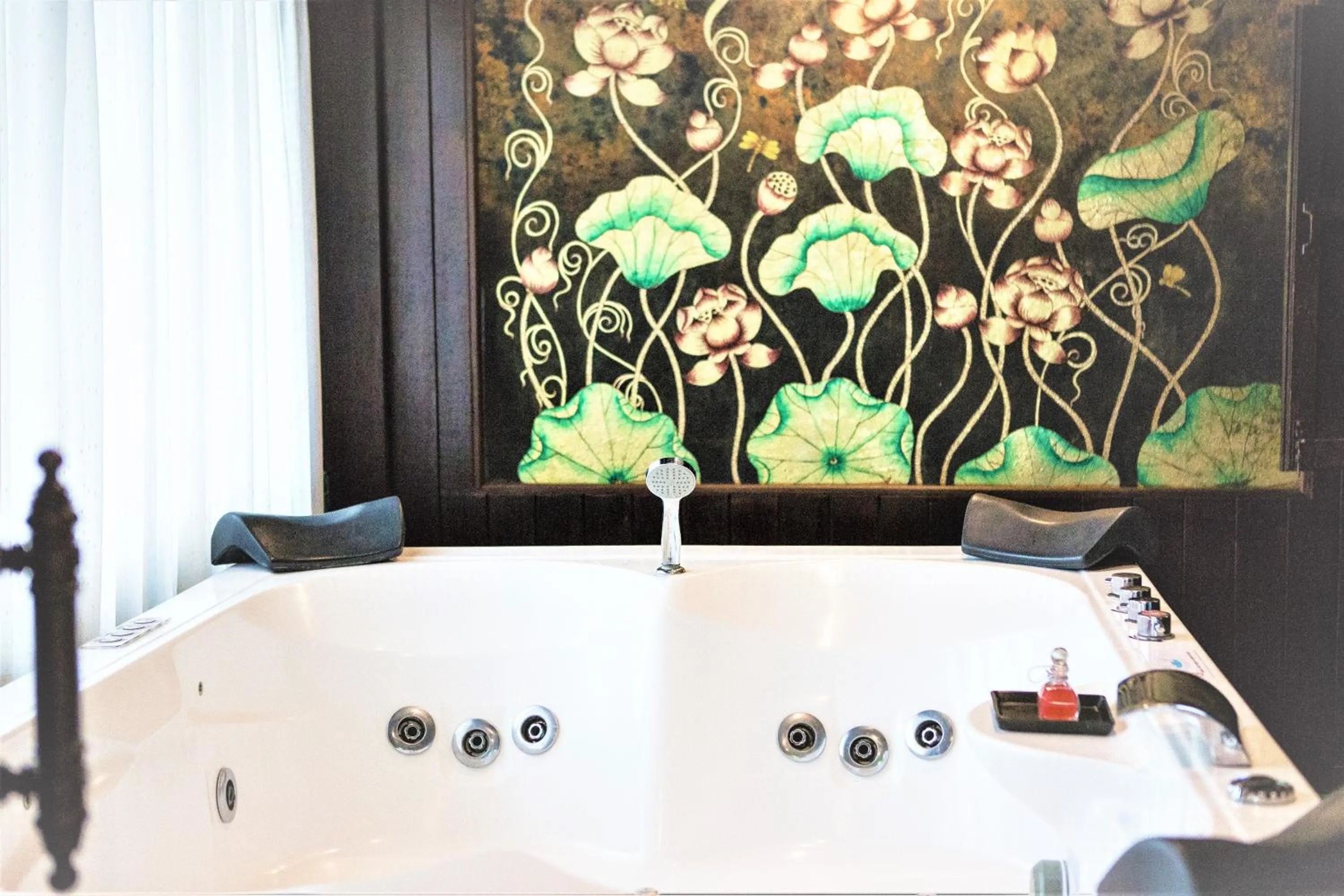 Shower in Singha Montra Lanna Boutique Style Hotel