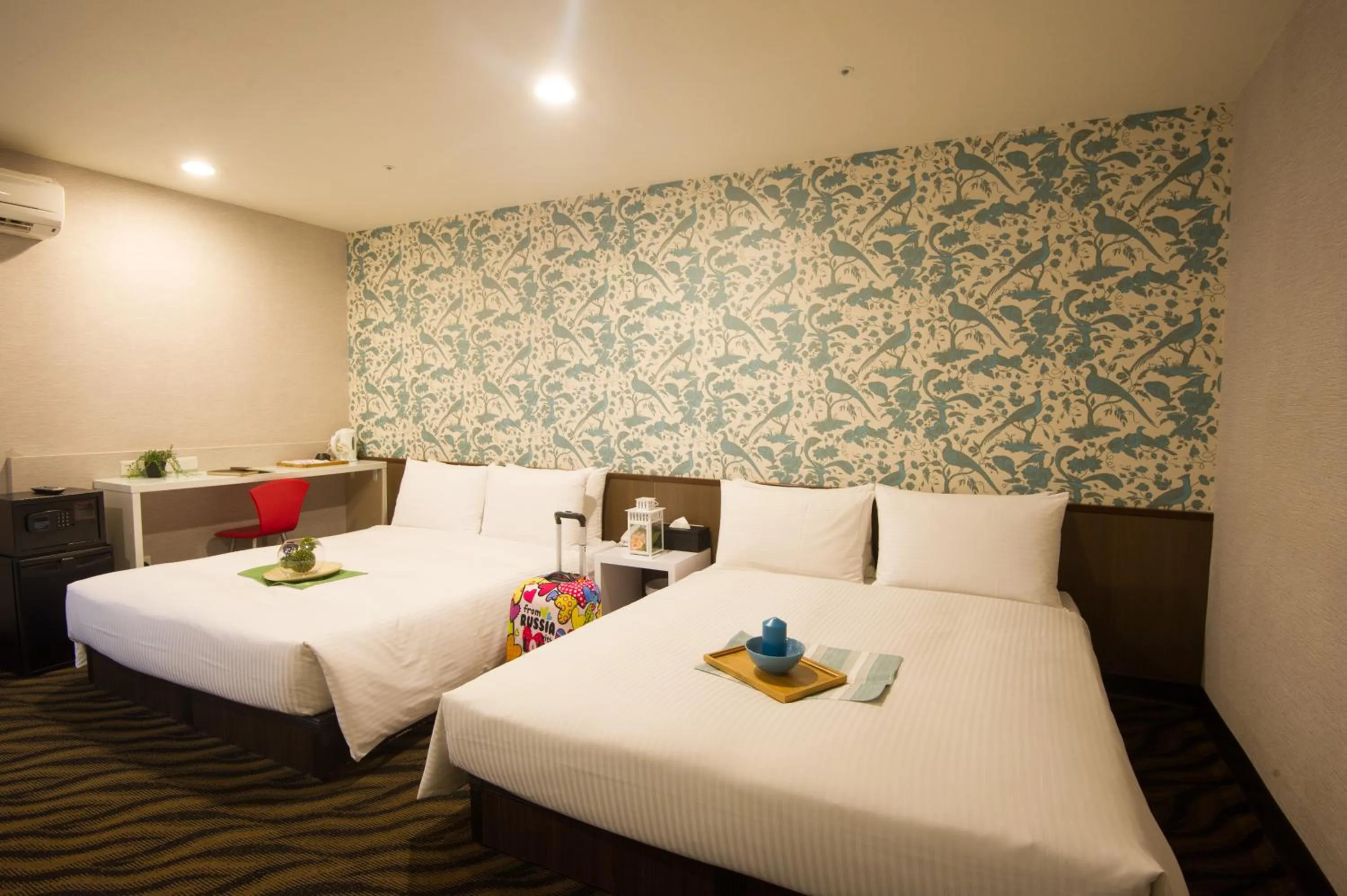 Photo of the whole room in Moshamanla Hotel - Ximen